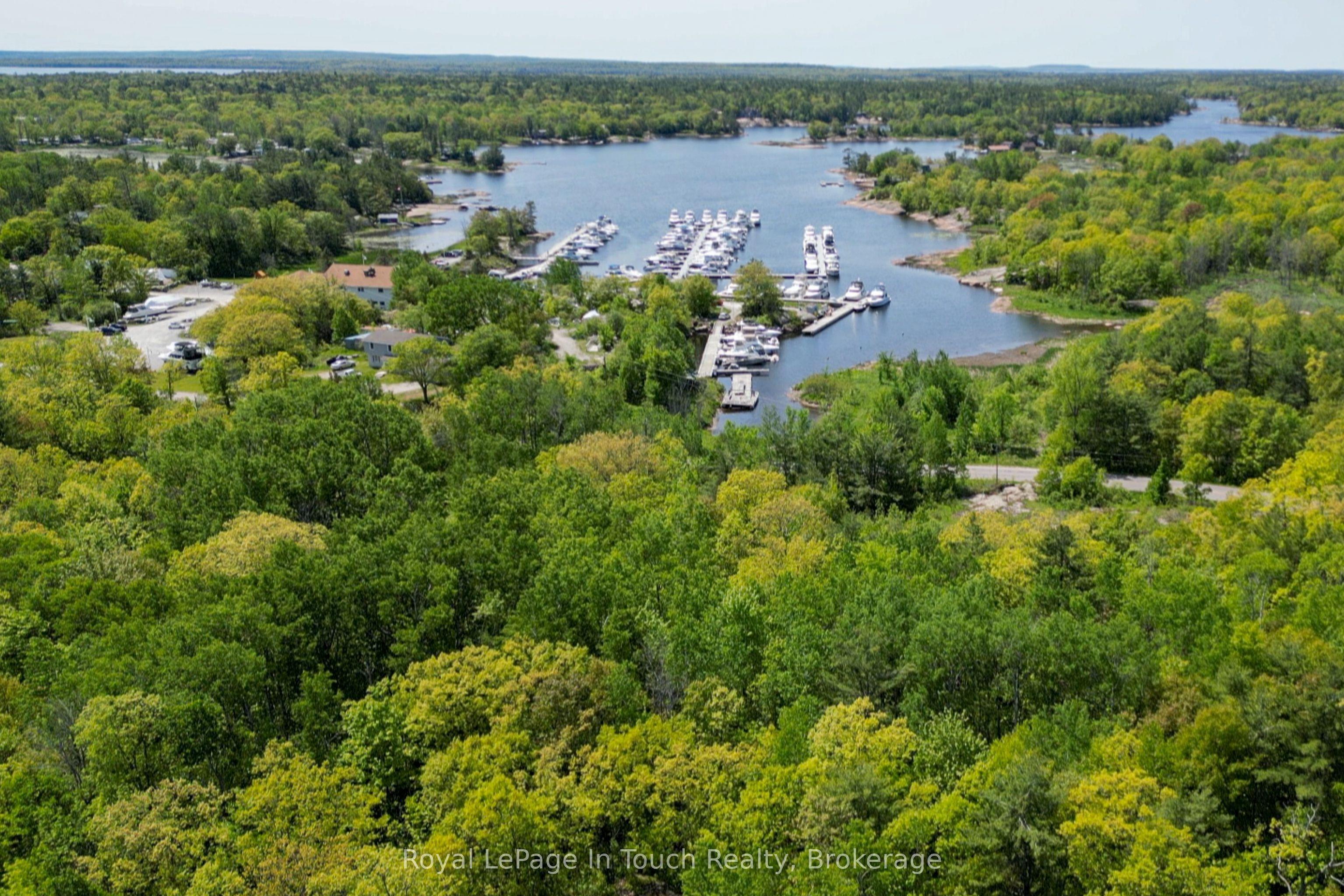 408 South Bay Road, Georgian Bay, ON L0K 1S0