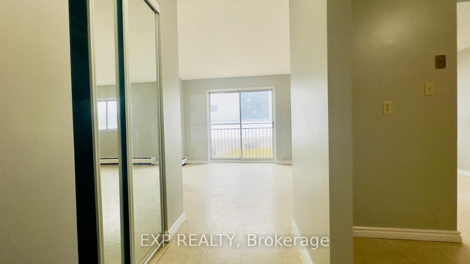 76 Brybeck Crescent 202, Kitchener, ON N2M 2C6