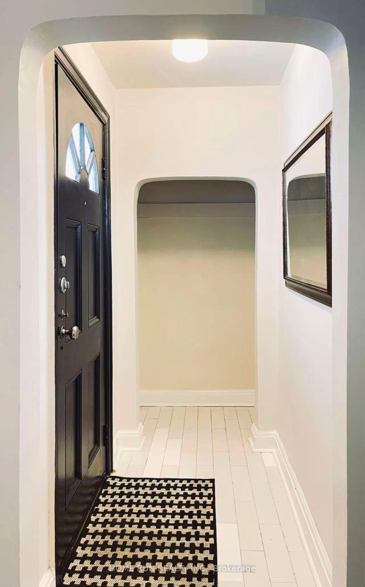 378 Enfield Avenue, Vanier and Kingsview Park, ON K1L 7L3