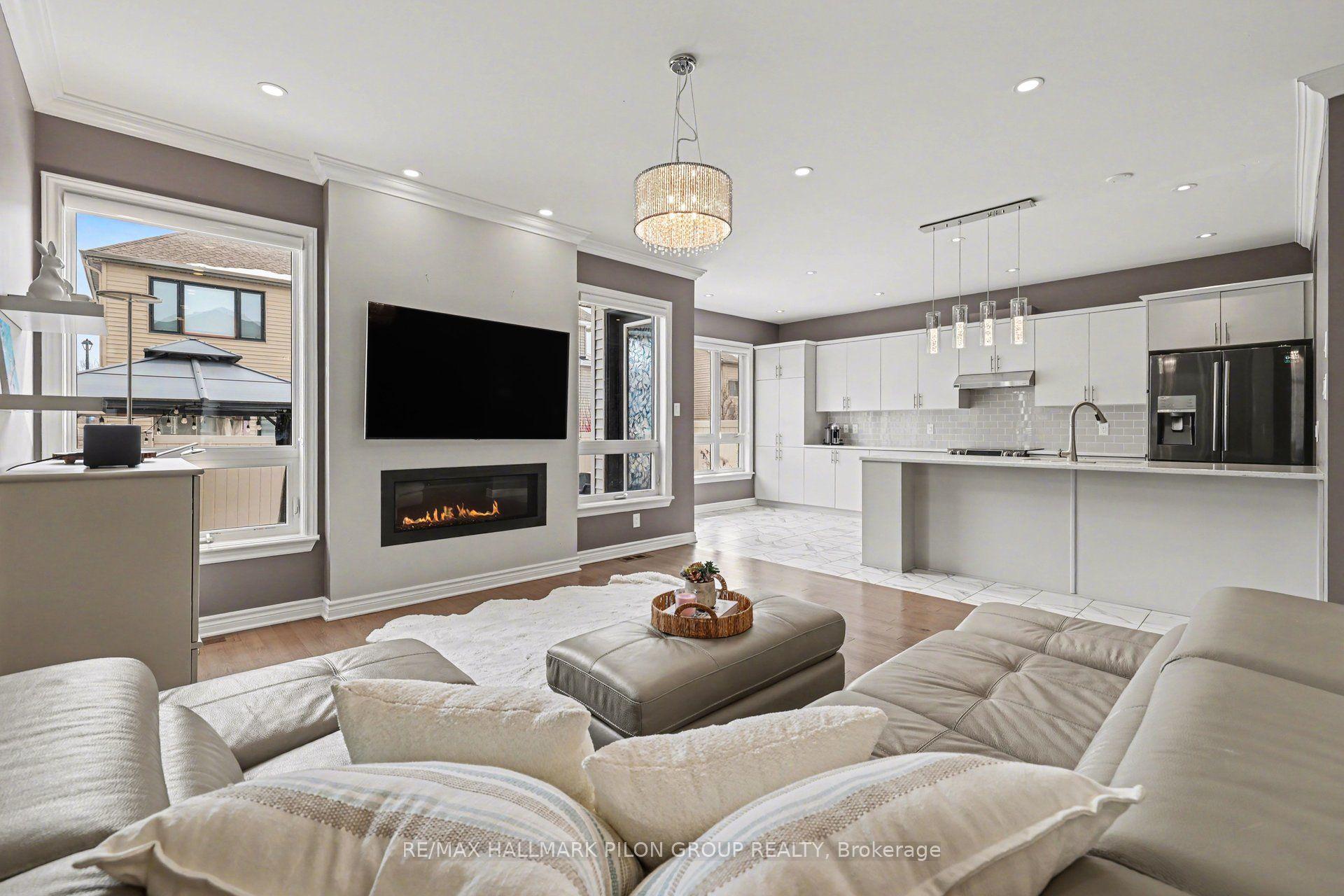 266 Shinleaf Crescent, Orleans - Convent Glen and Area, ON K1W 0J2