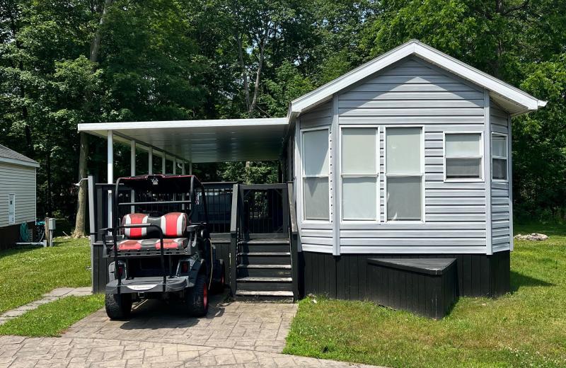 22 Hickory Lane, Port Colborne, ON L0S 1R0