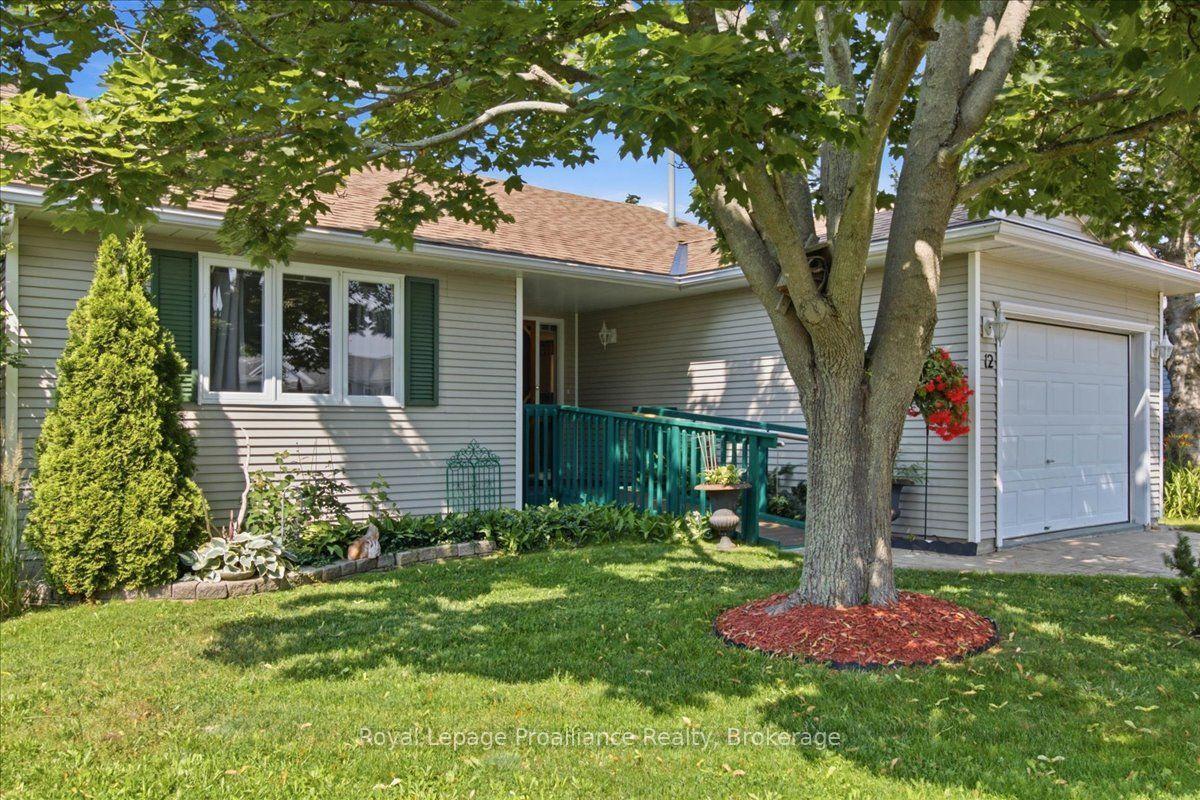 12 Reynolds Place, Prince Edward County, ON K0K 3L0