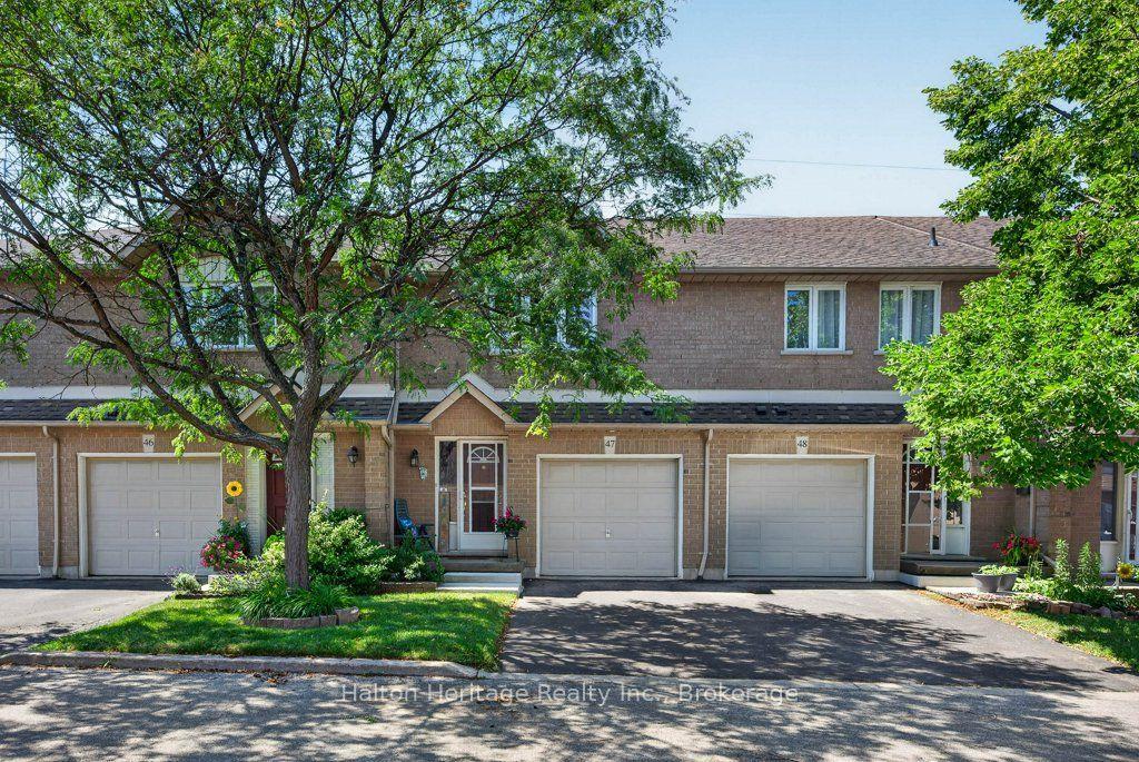 1889 Upper Wentworth Street 47, Hamilton, ON L9B 2T8