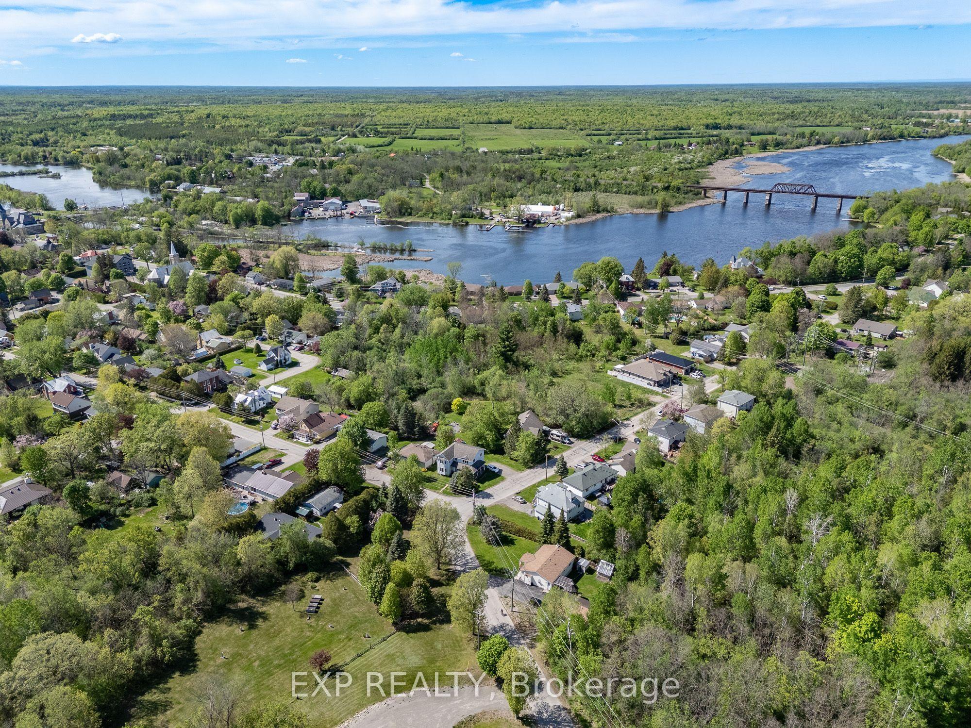 PLAN 7 PT LOTS Gertrude Avenue, Merrickville-Wolford, ON K0G 1N0