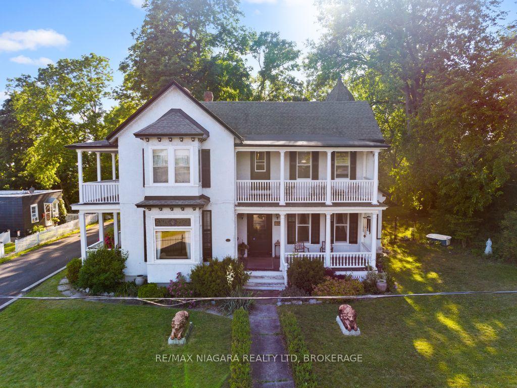 14 Catharine Street, Port Colborne, ON L3K 4J7