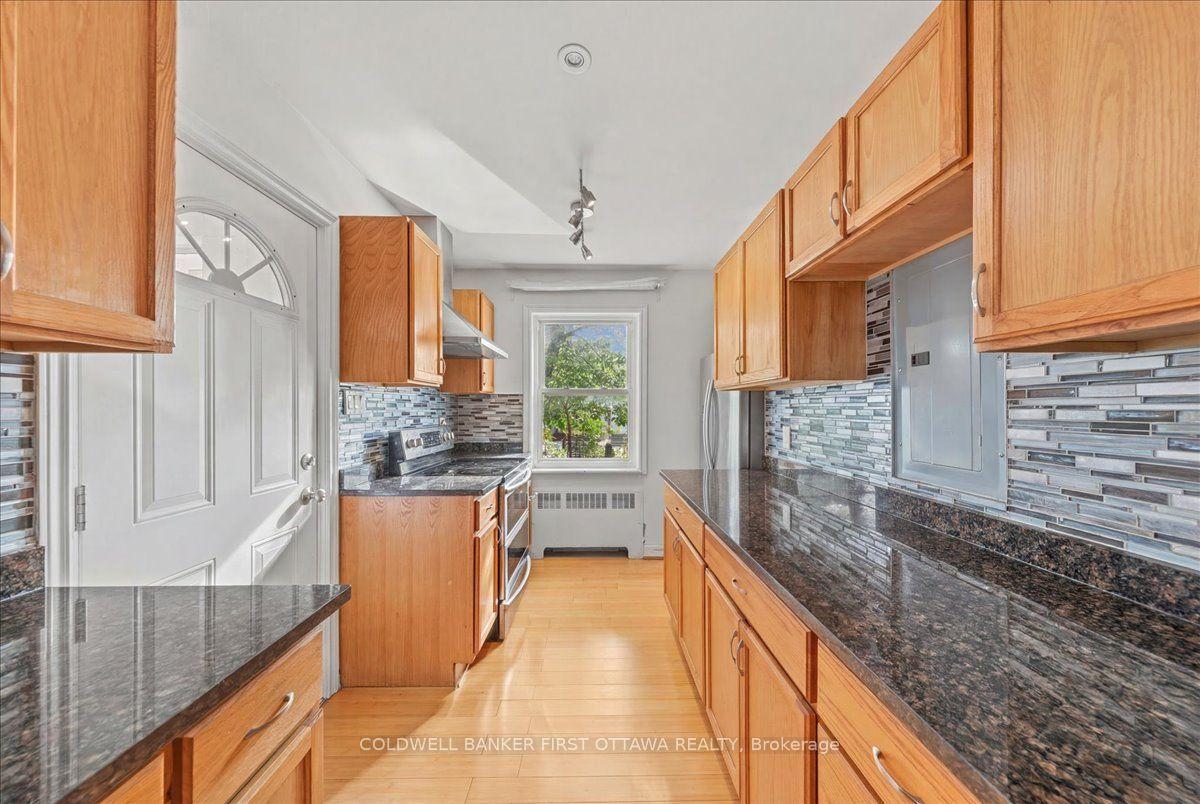 20 PRIMROSE Avenue, West Centre Town, ON K1R 6L6