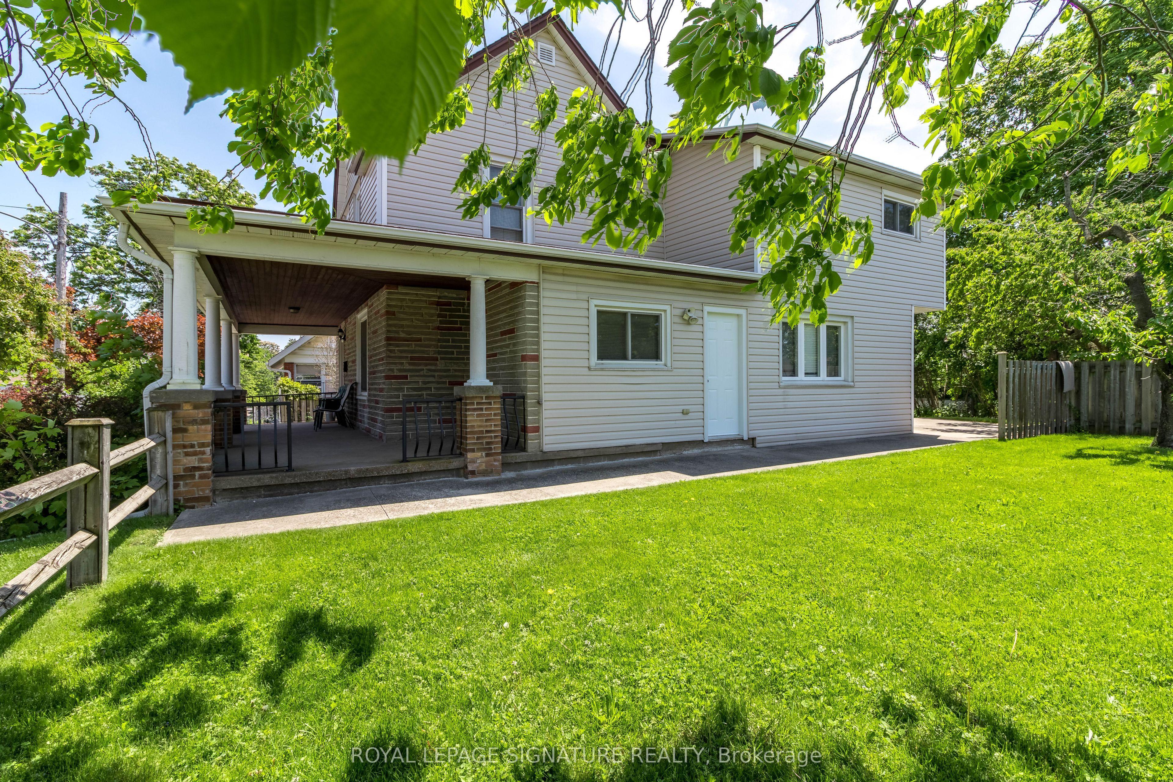 23 Sullivan Avenue, Thorold, ON L2V 2Y3