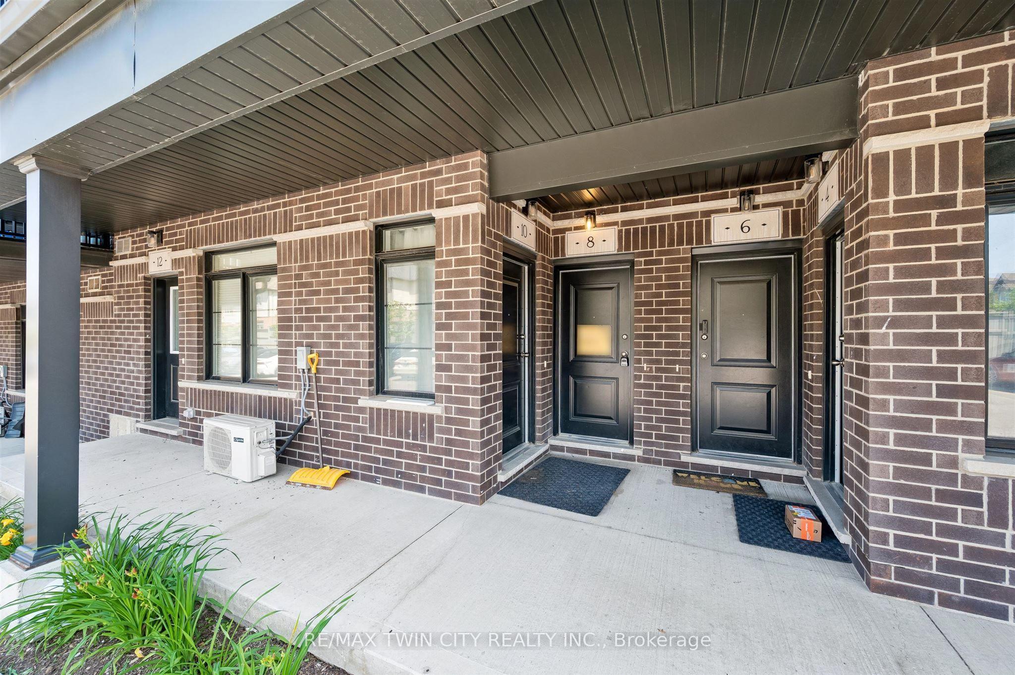 8 Oat Lane, Kitchener, ON N2R 0T1