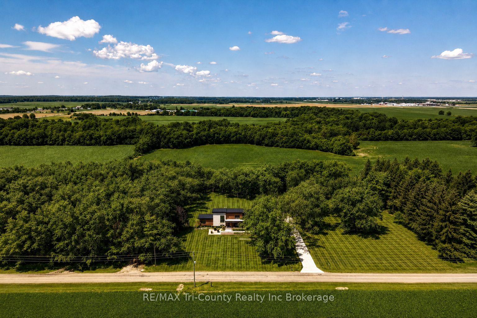 8987 Powers Road, Central Elgin, ON N5P 3S7