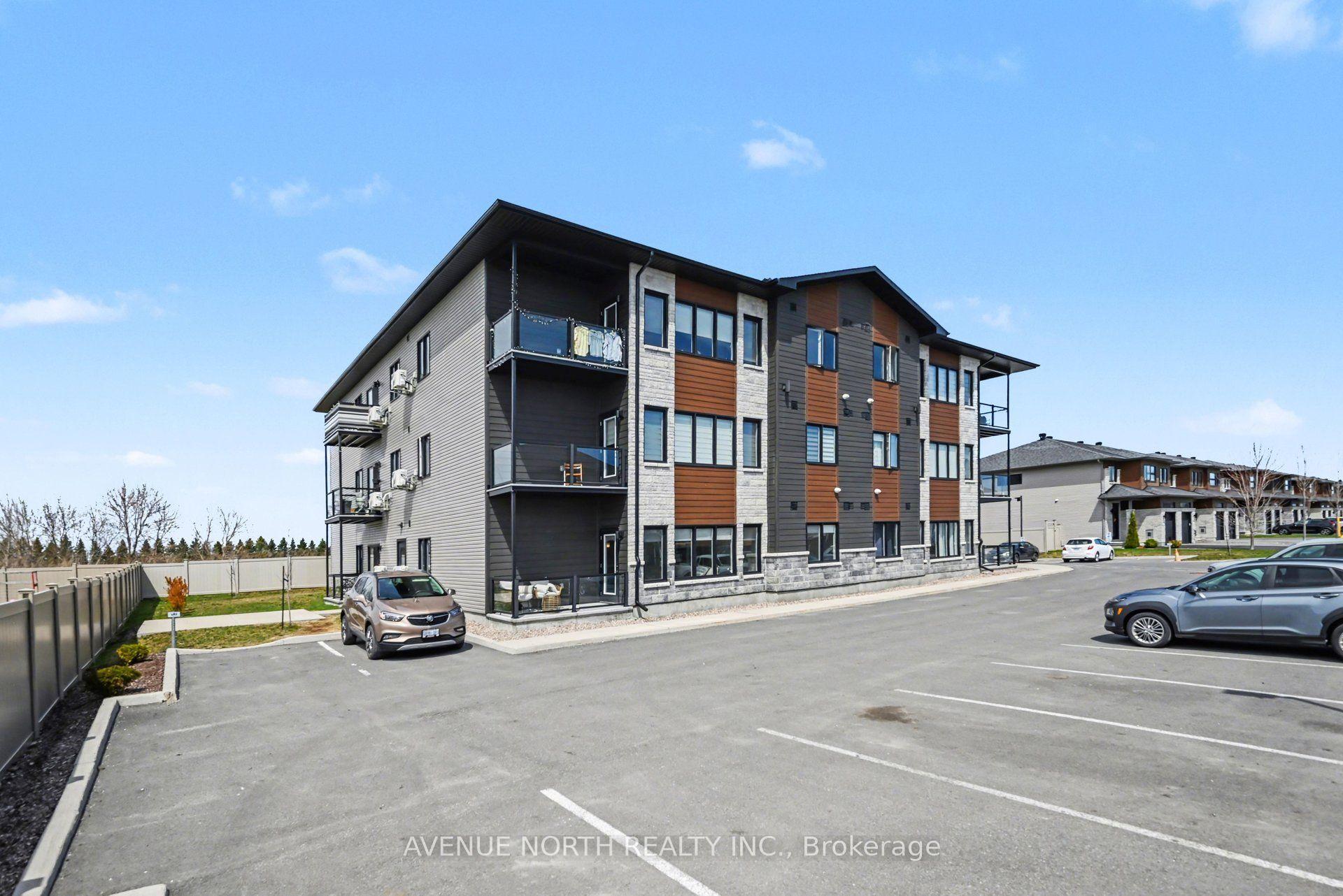 271 Belfort Street 102, Russell, ON K0A 1W0