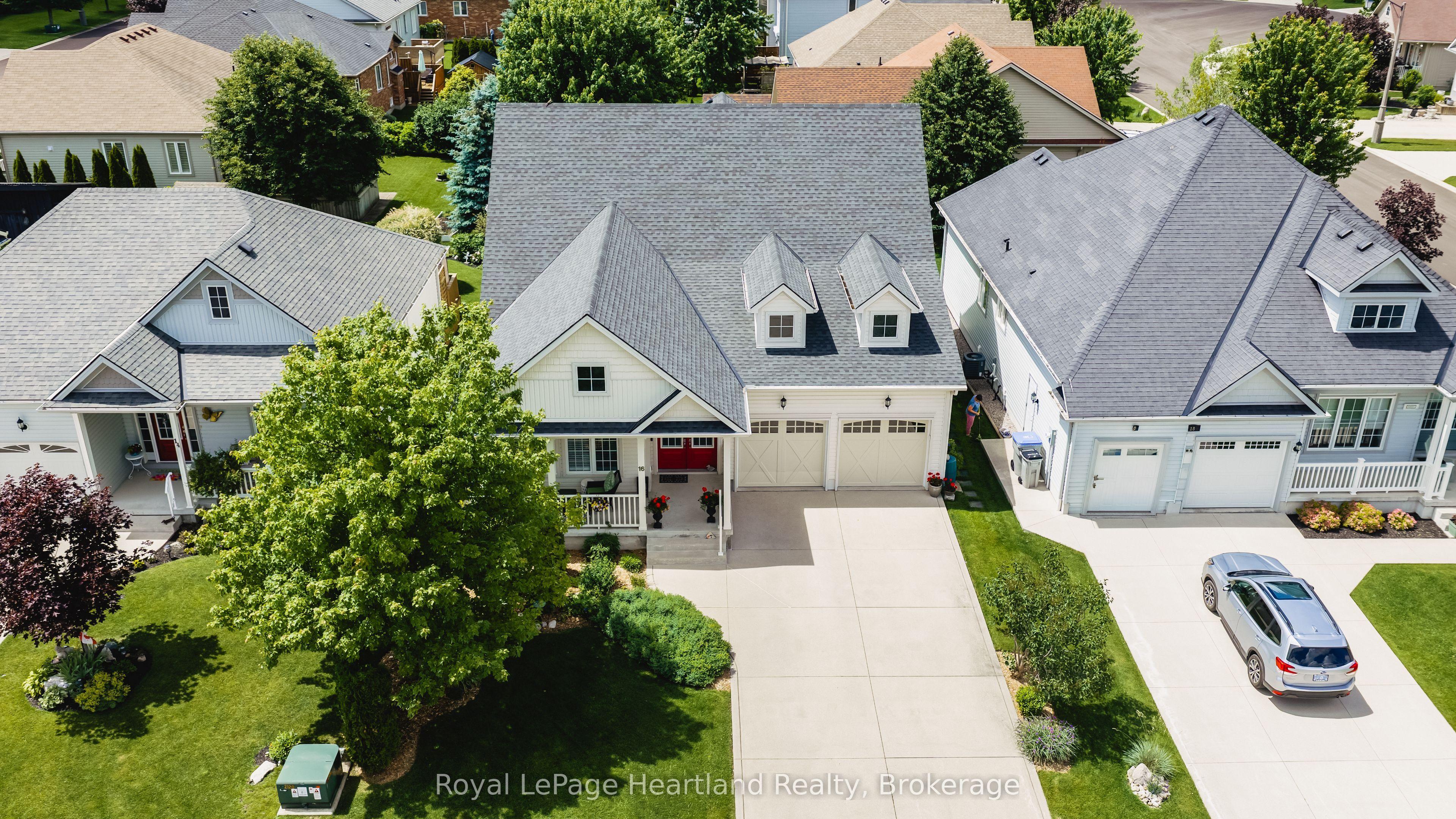 16 Macpherson Avenue, Huron East, ON N0K 1W0