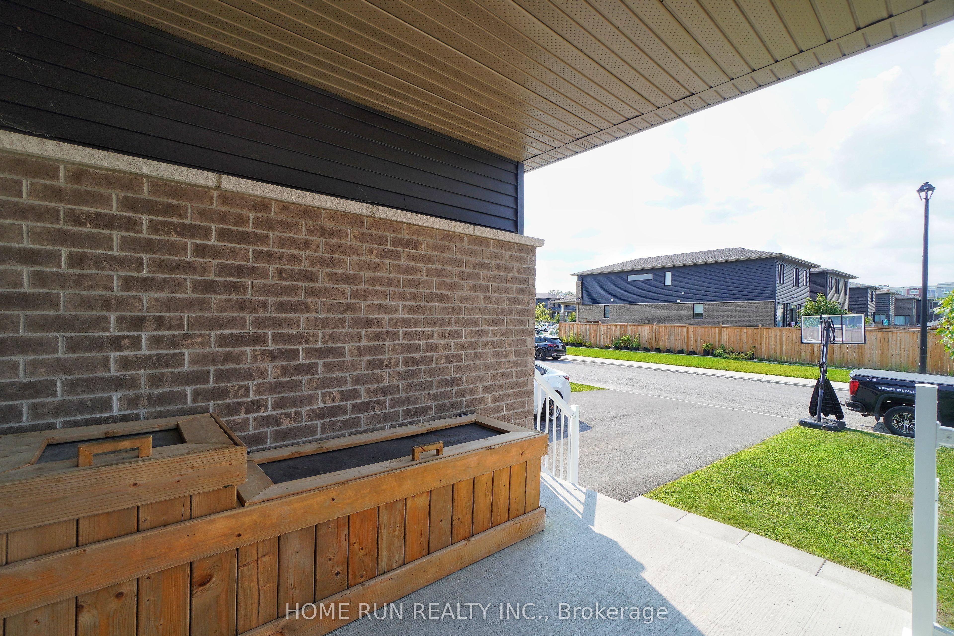 282 Nelson Street E, Carleton Place, ON K7C 0P8