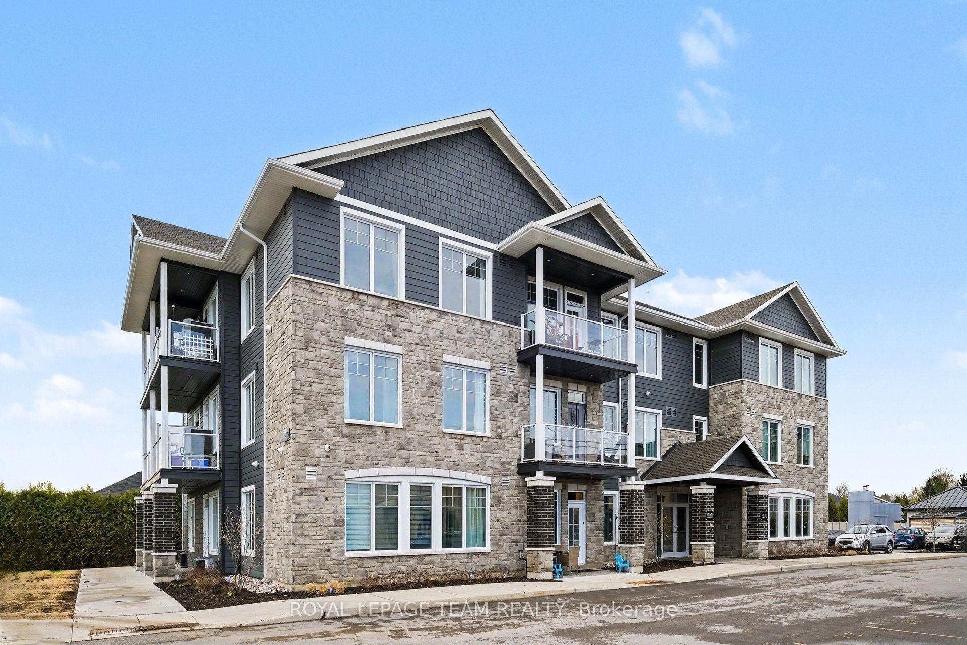 5874 County Rd #19 Road 104, North Grenville, ON K0G 1J0