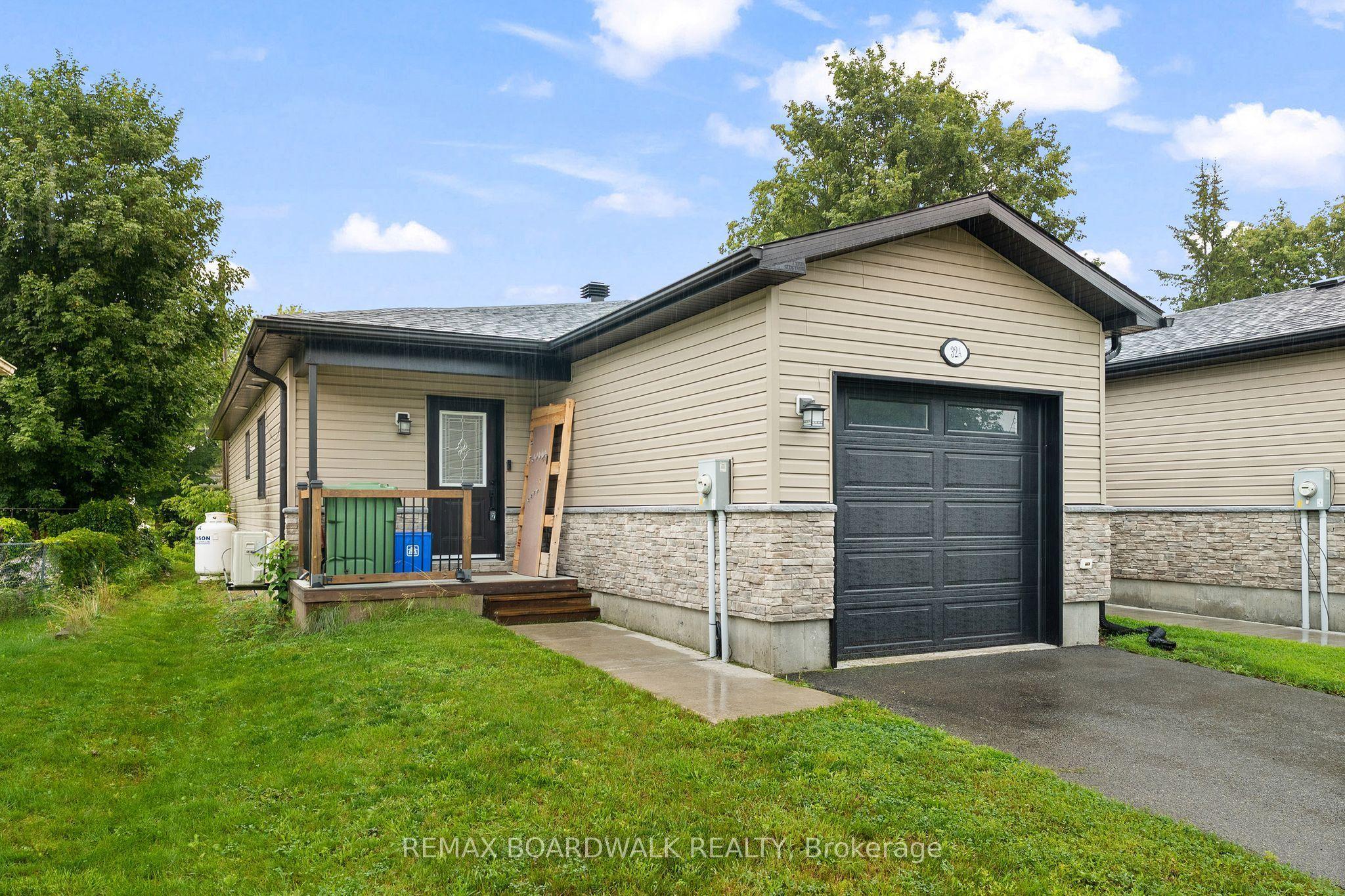 32 David Street A, Edwardsburgh/Cardinal, ON K0E 1X0