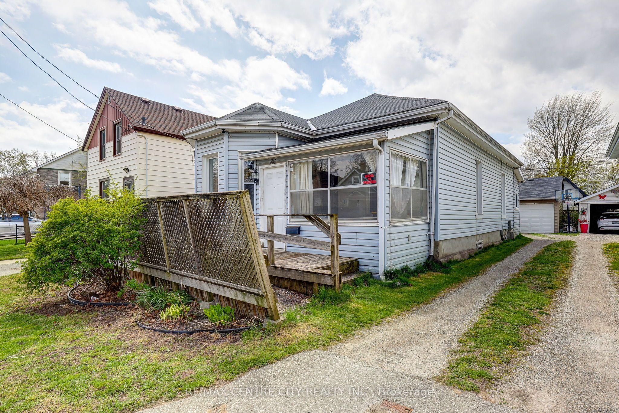 88 Flora Street, St. Thomas, ON N5P 2X6