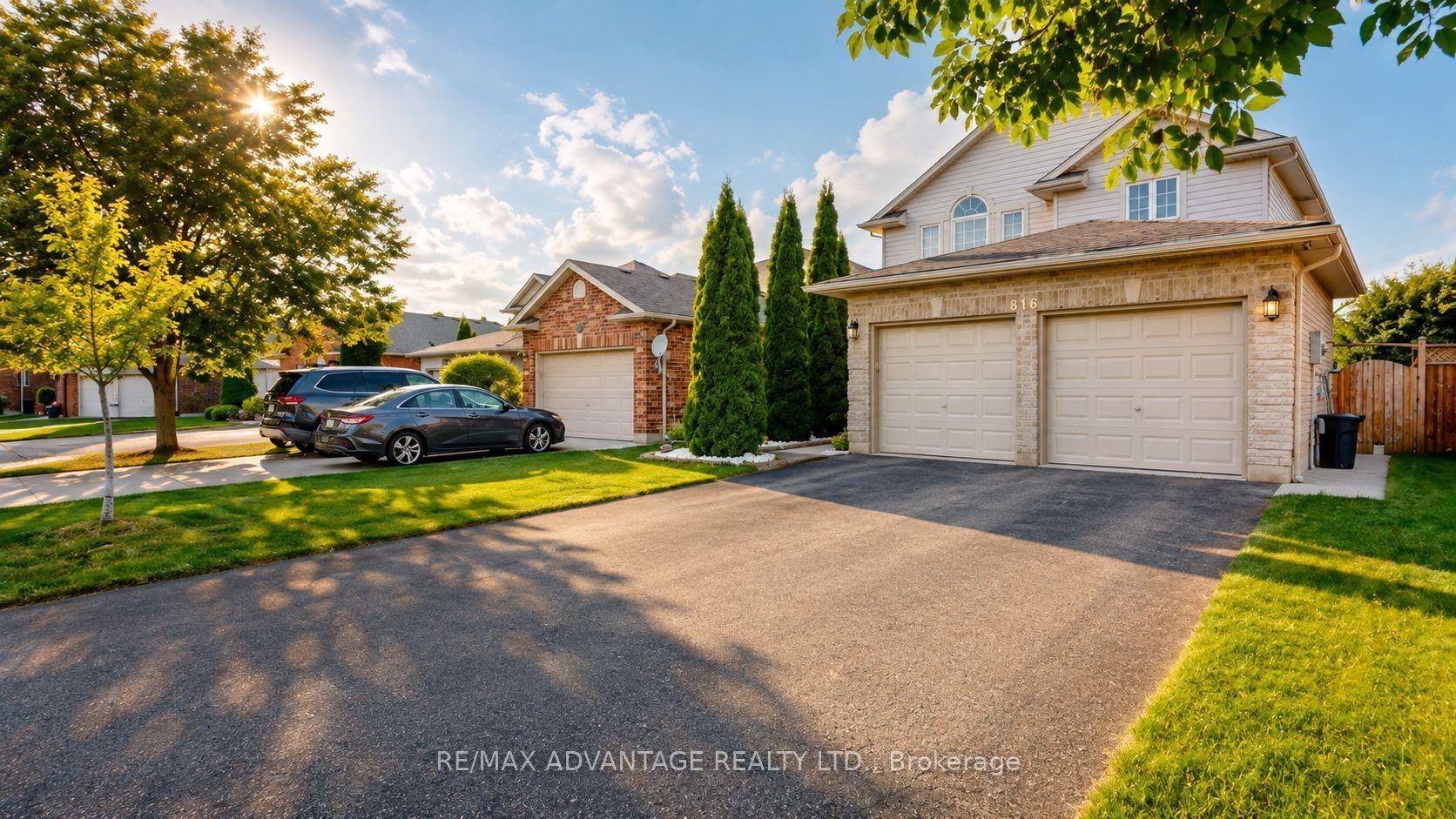 816 Wild Rose Lane S, London North, ON N6H 5X4