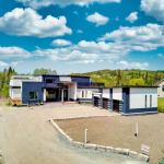 9 Rustlewood Avenue, Kawartha Lakes, ON L0A 1A0