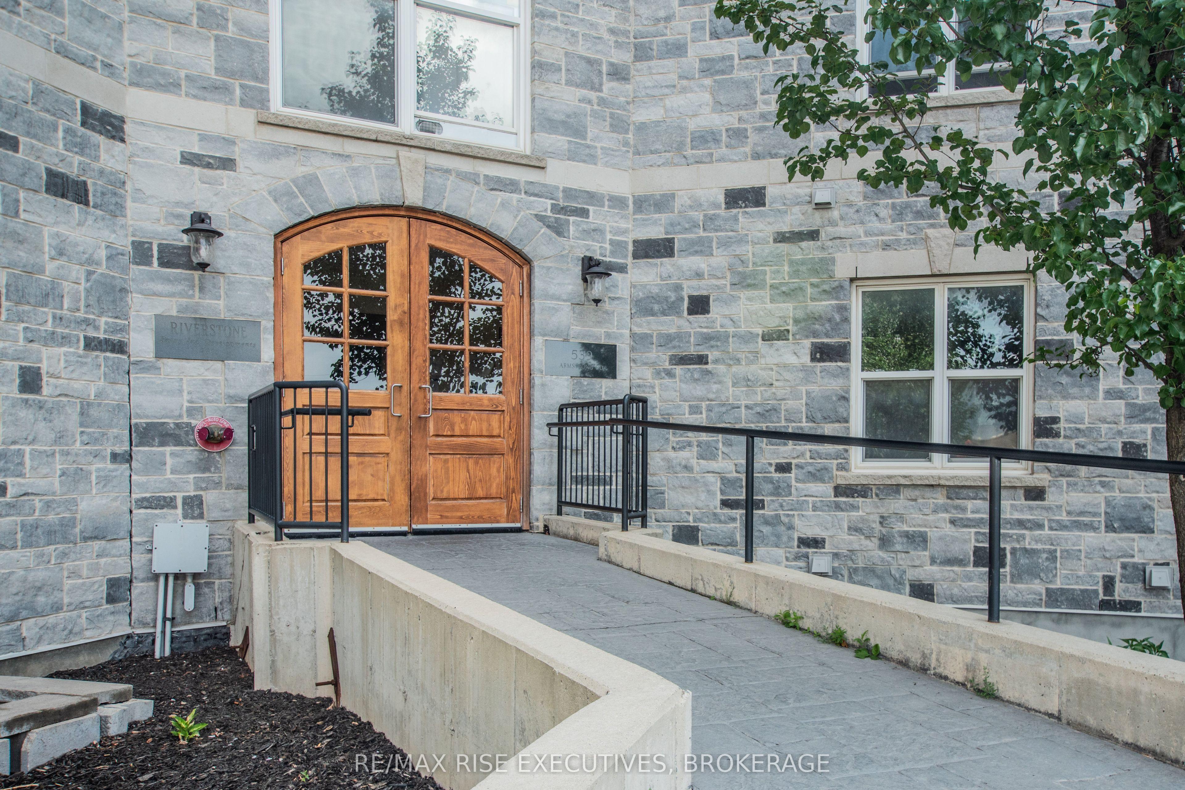 539 Armstrong Road 515, Kingston, ON K7M 0C6