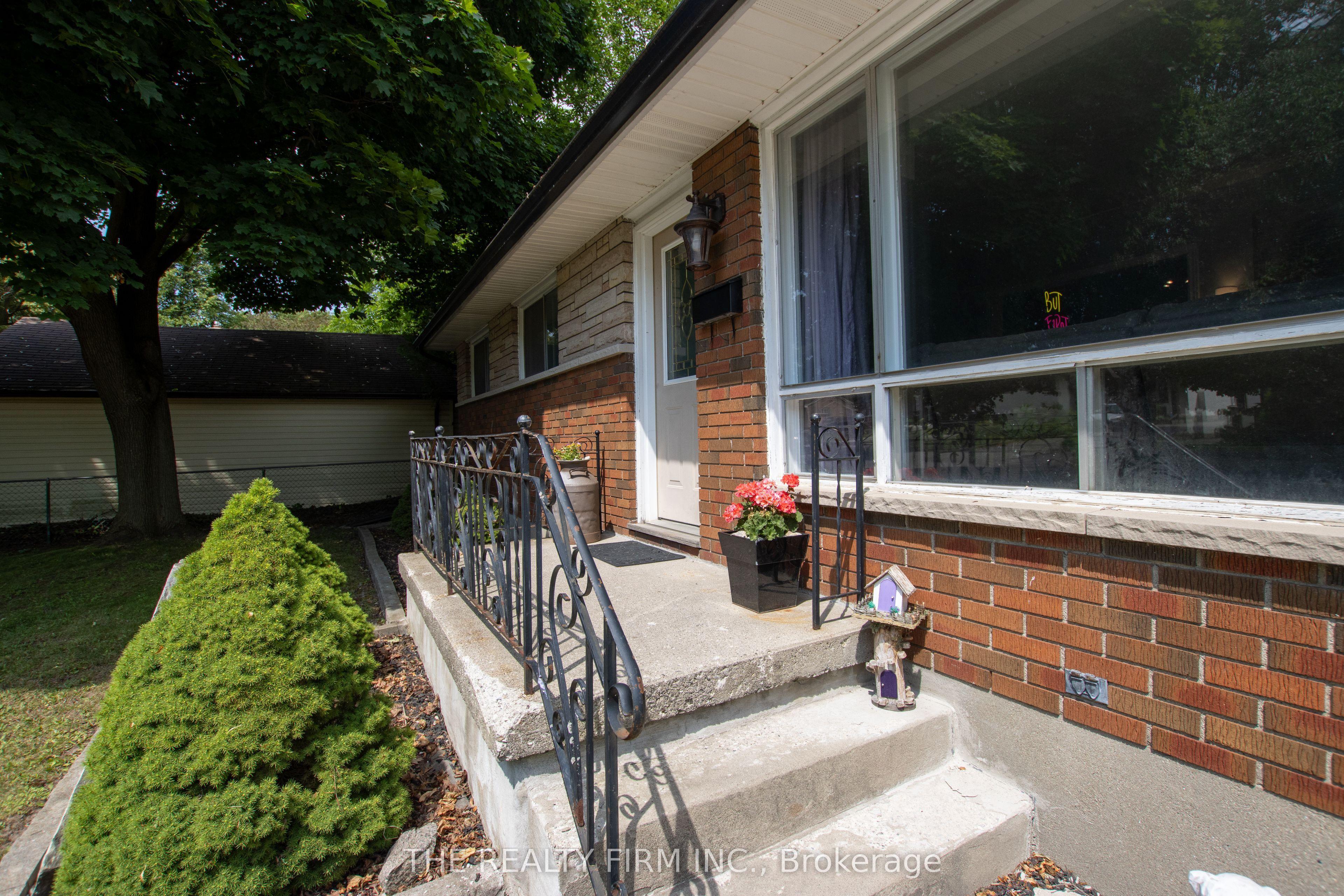 82 Langton Road, London East, ON N5V 2M1