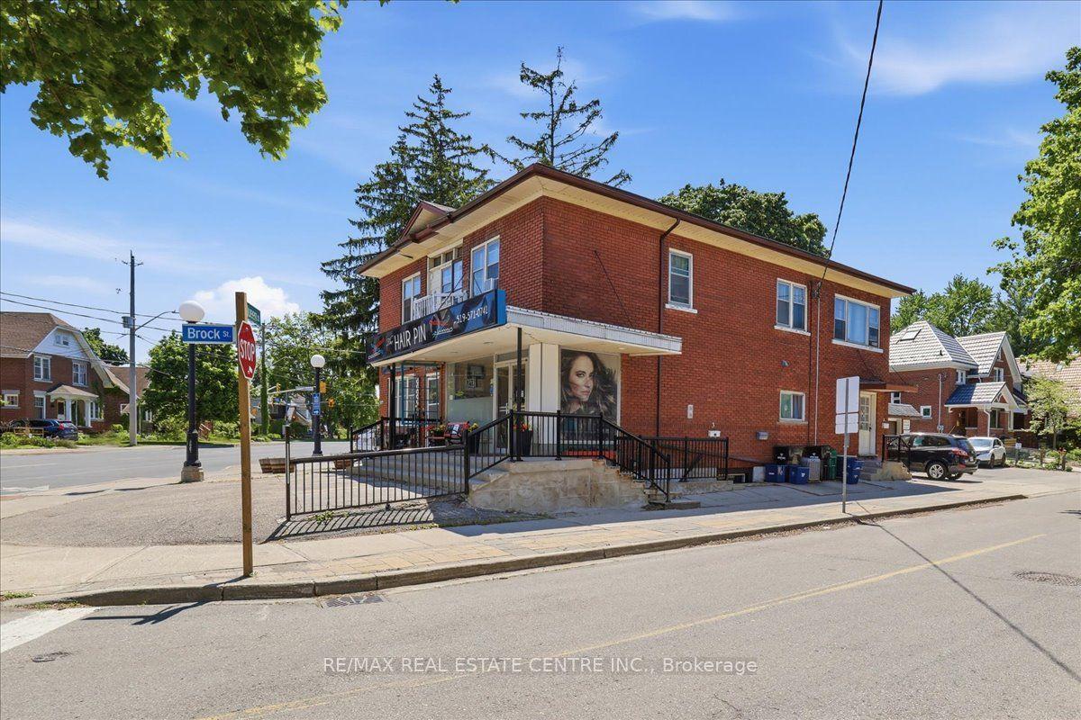 744 Queen Street S, Kitchener, ON N2M 1A4