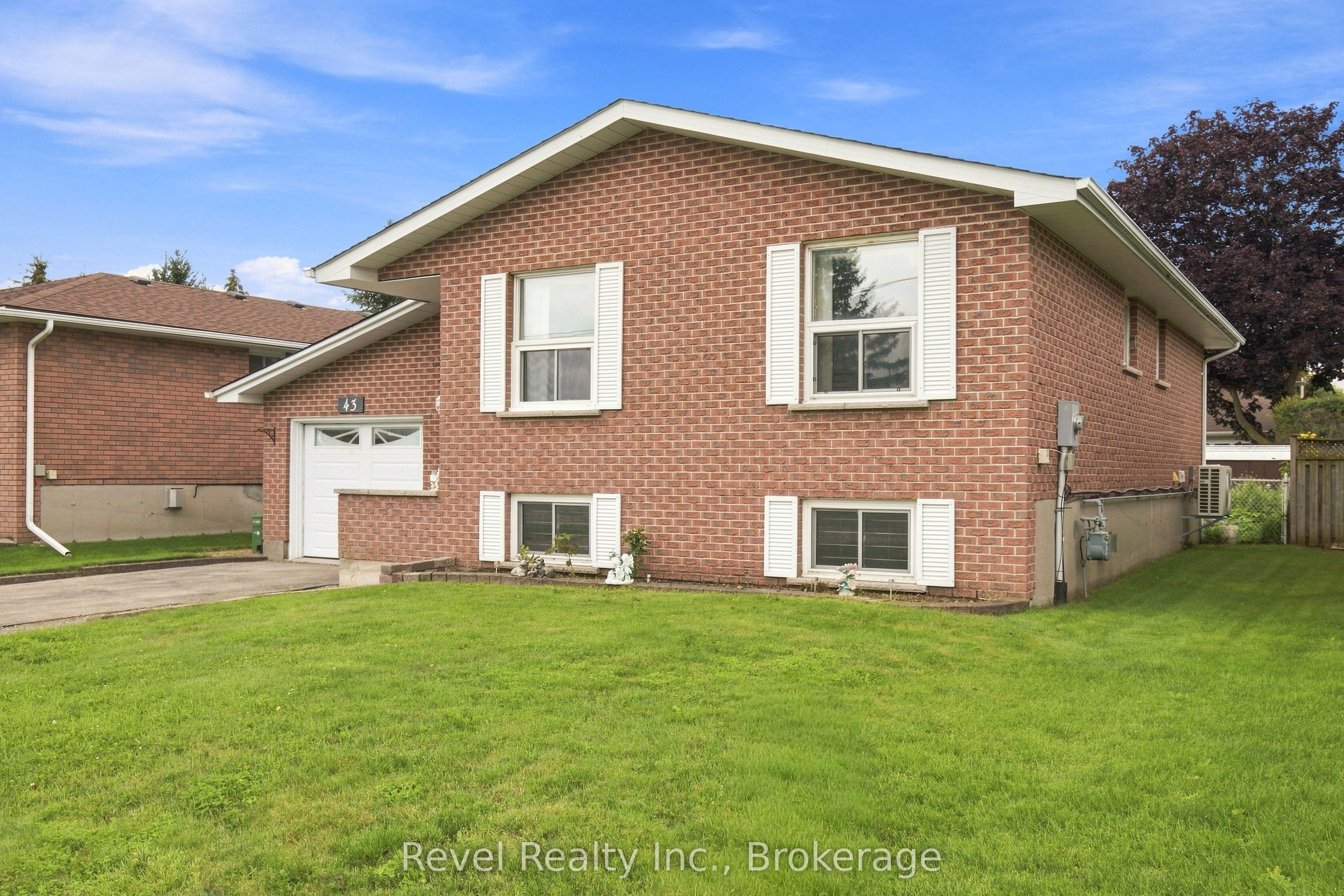 43 Wilson Avenue, Kawartha Lakes, ON K9V 5S3