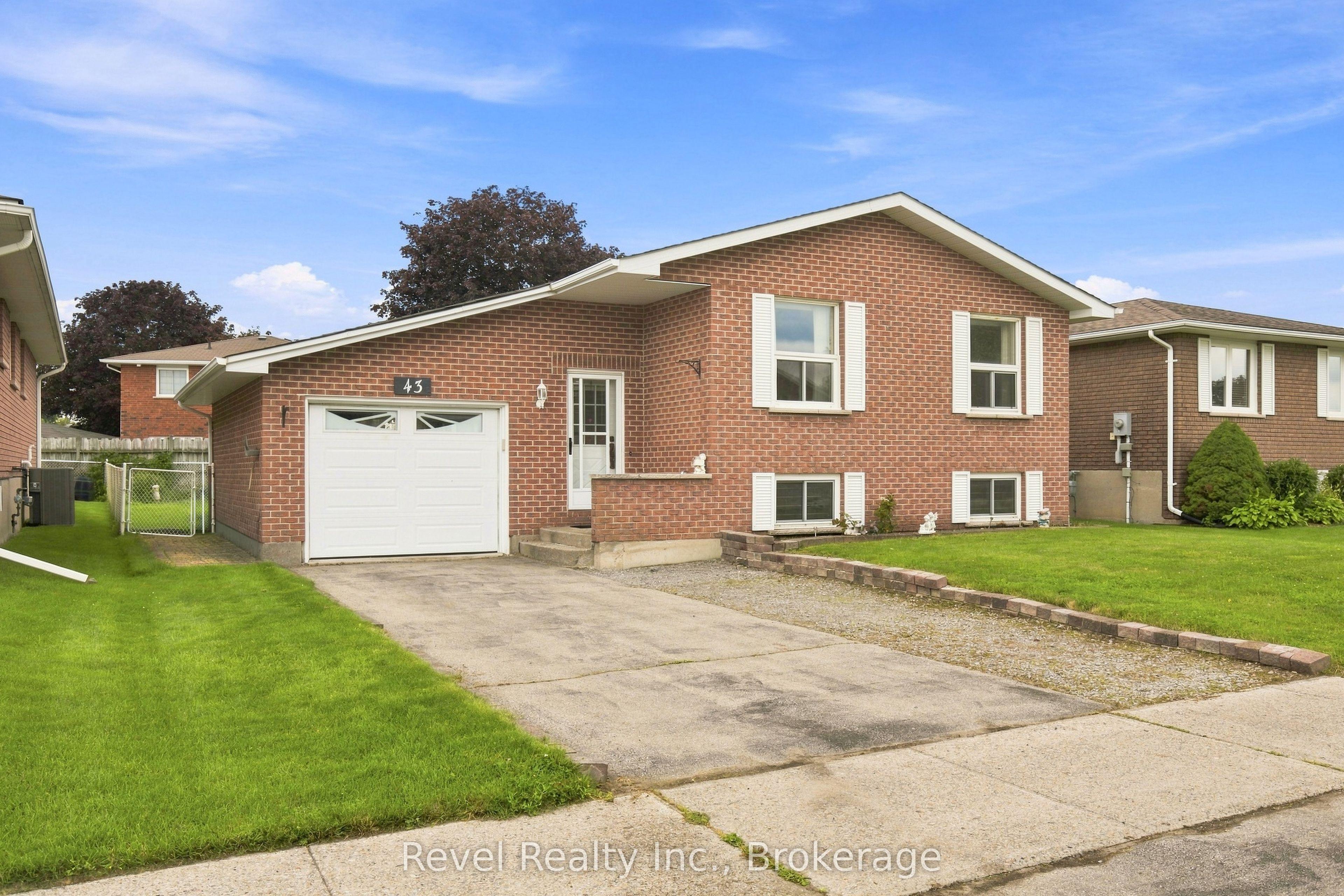 43 Wilson Avenue, Kawartha Lakes, ON K9V 5S3