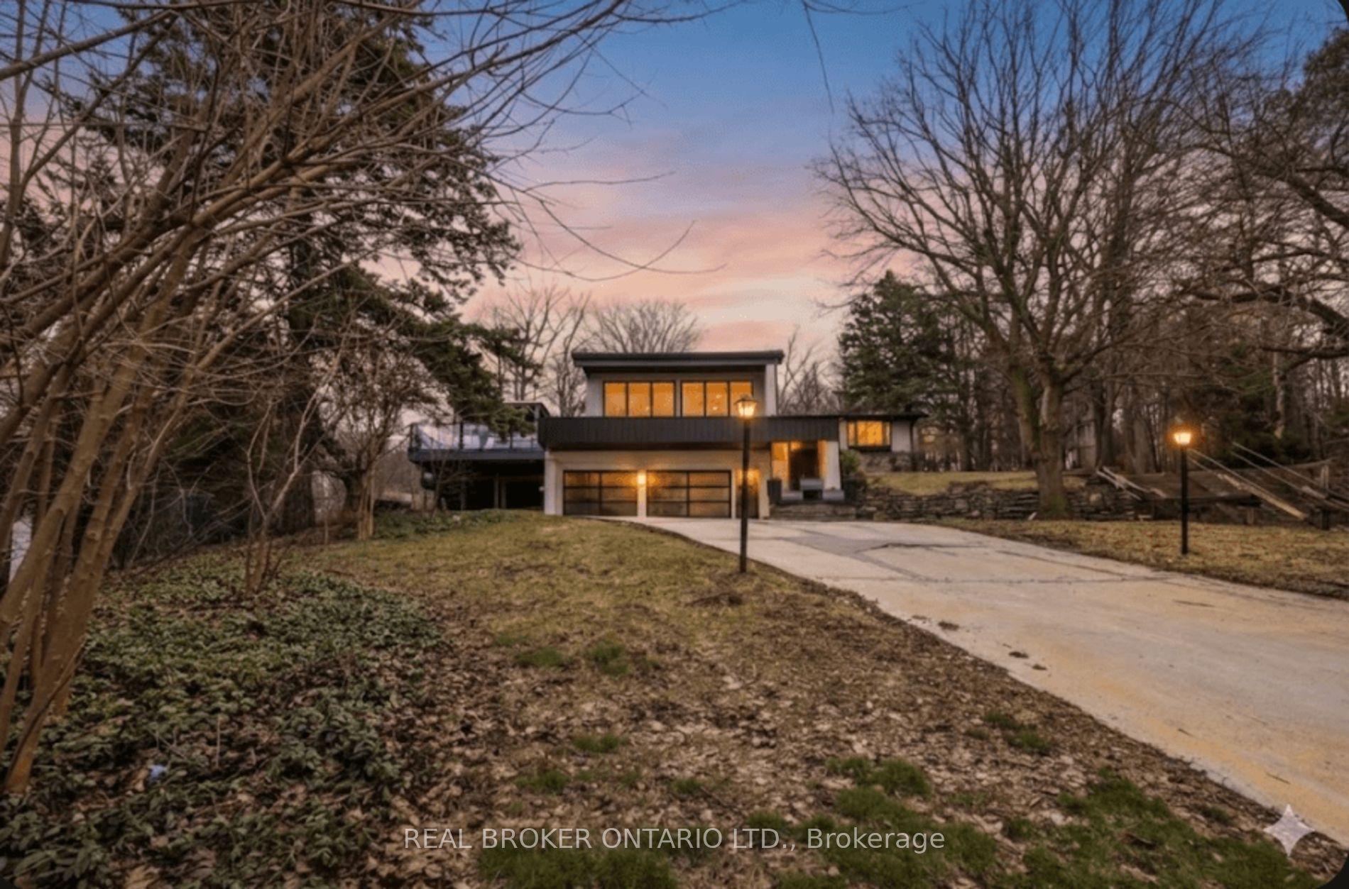 3 Chicopee Terrace, Kitchener, ON N2A 1T2