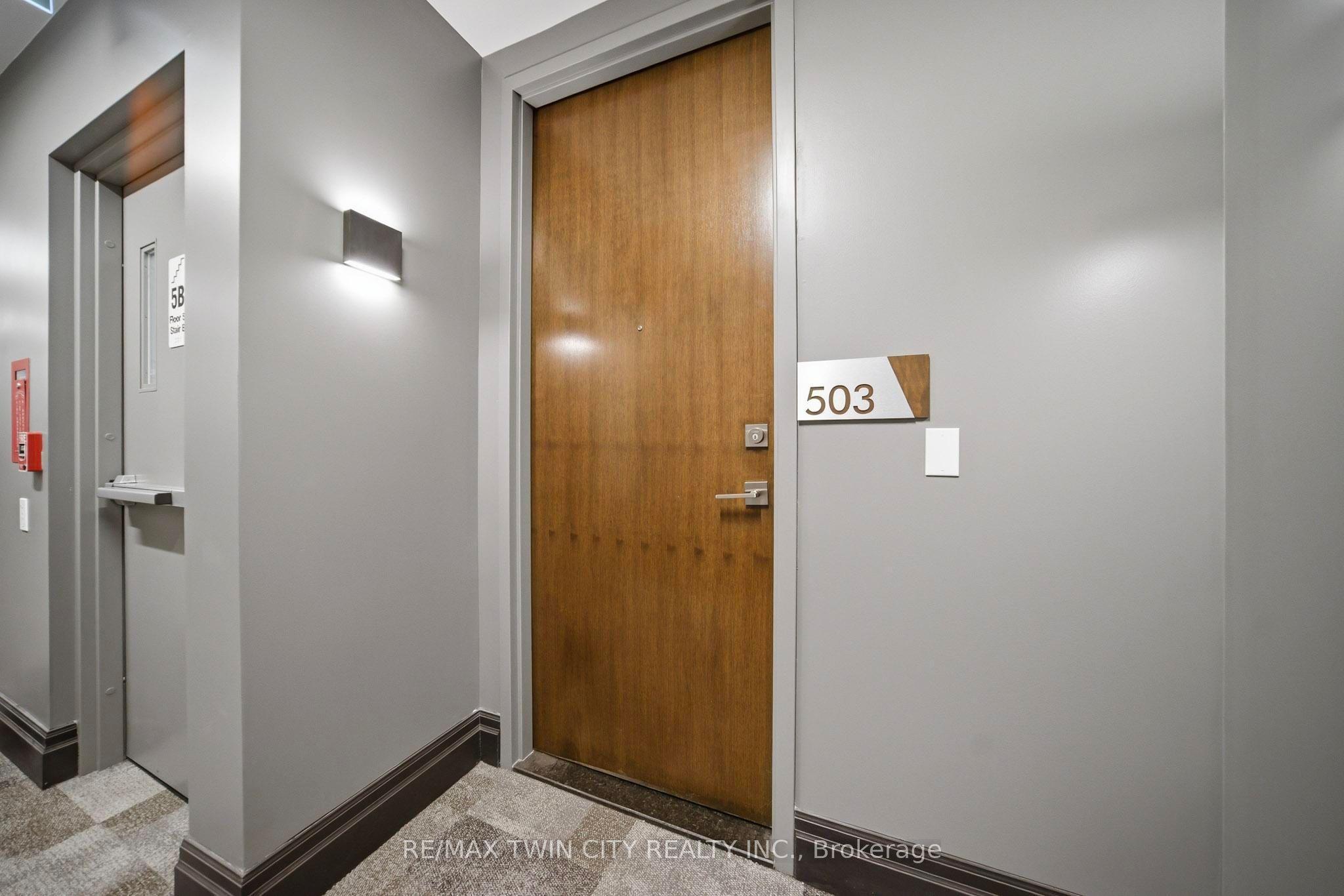 101 Locke Street S 503, Hamilton, ON L8P 4A6