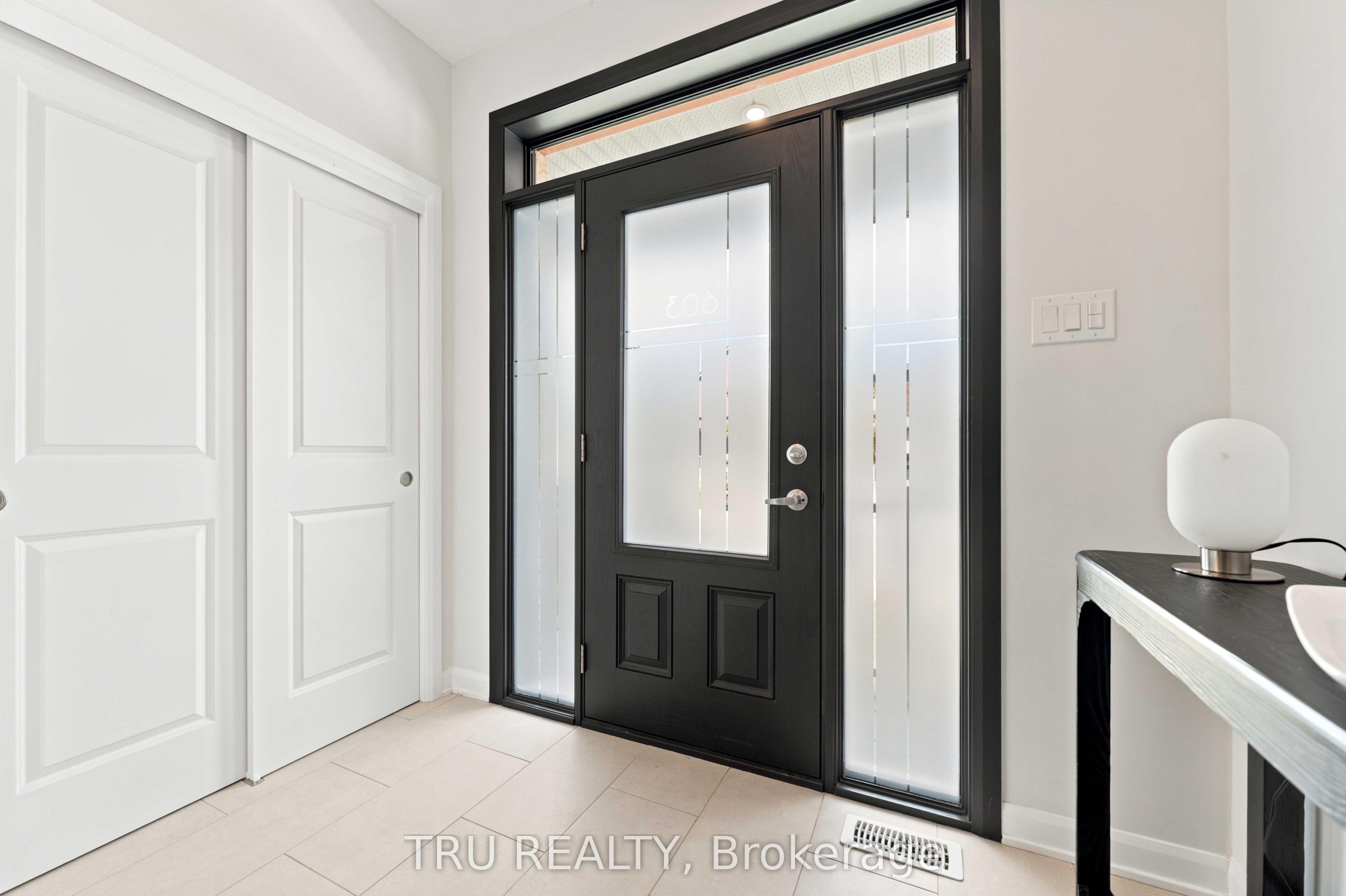 603 Winterset Road, Kanata, ON K2T 0R2