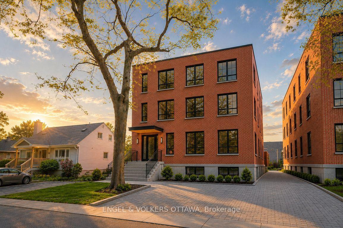 655 Donat Street 9, Vanier and Kingsview Park, ON K1K 3L8