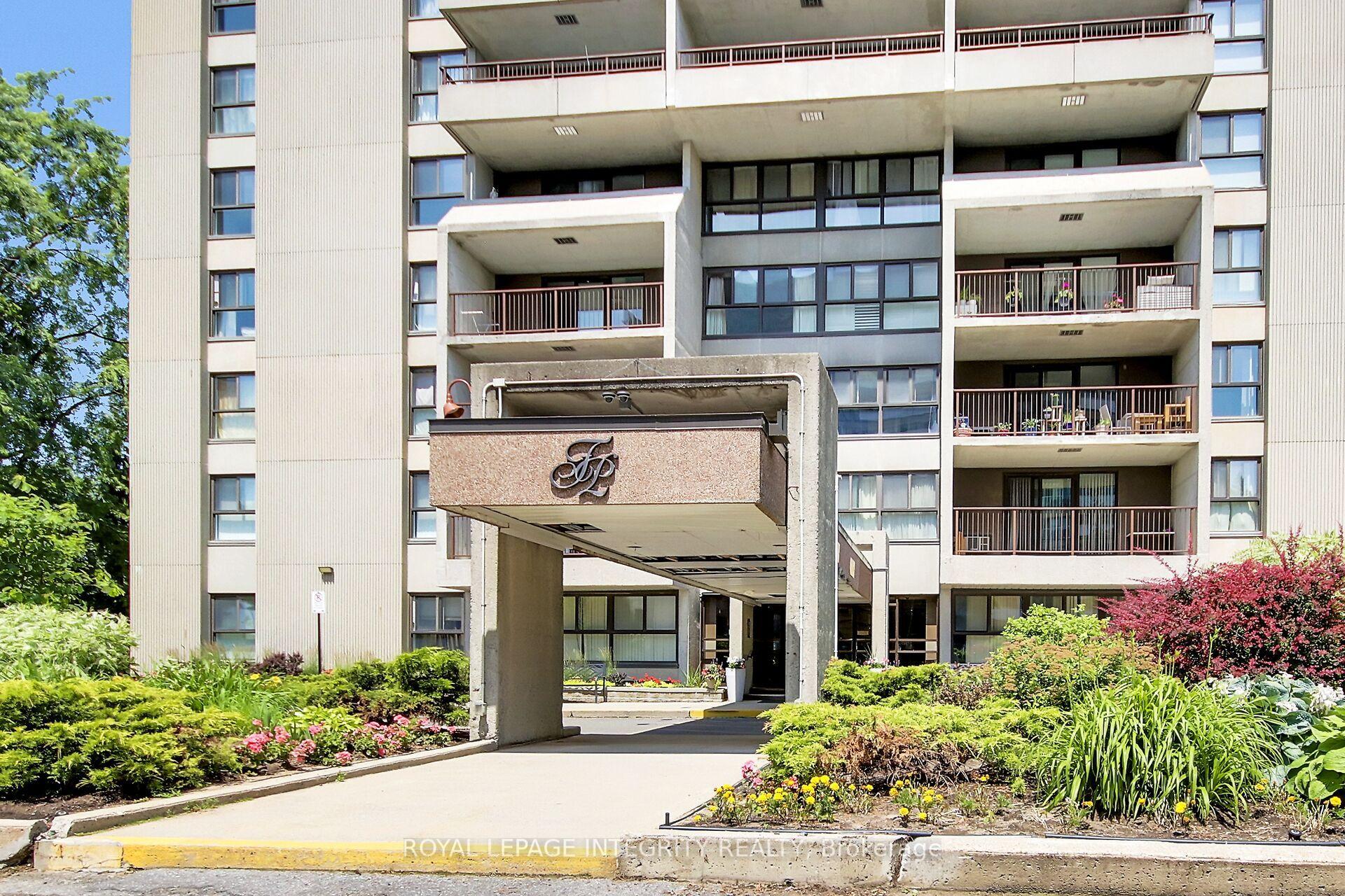 1785 Frobisher Lane 2701, Alta Vista and Area, ON K1G 3T7