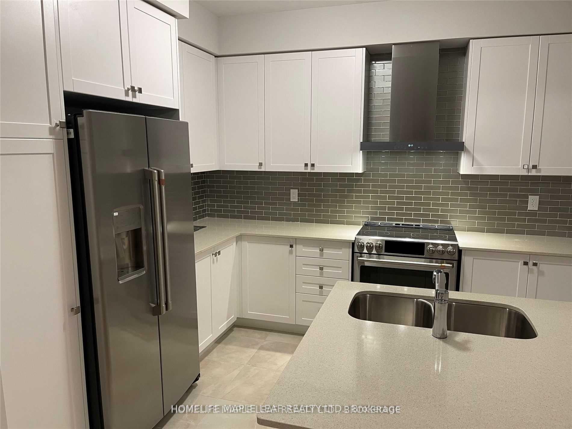 64 Yale Drive, Hamilton, ON L0R 1W0