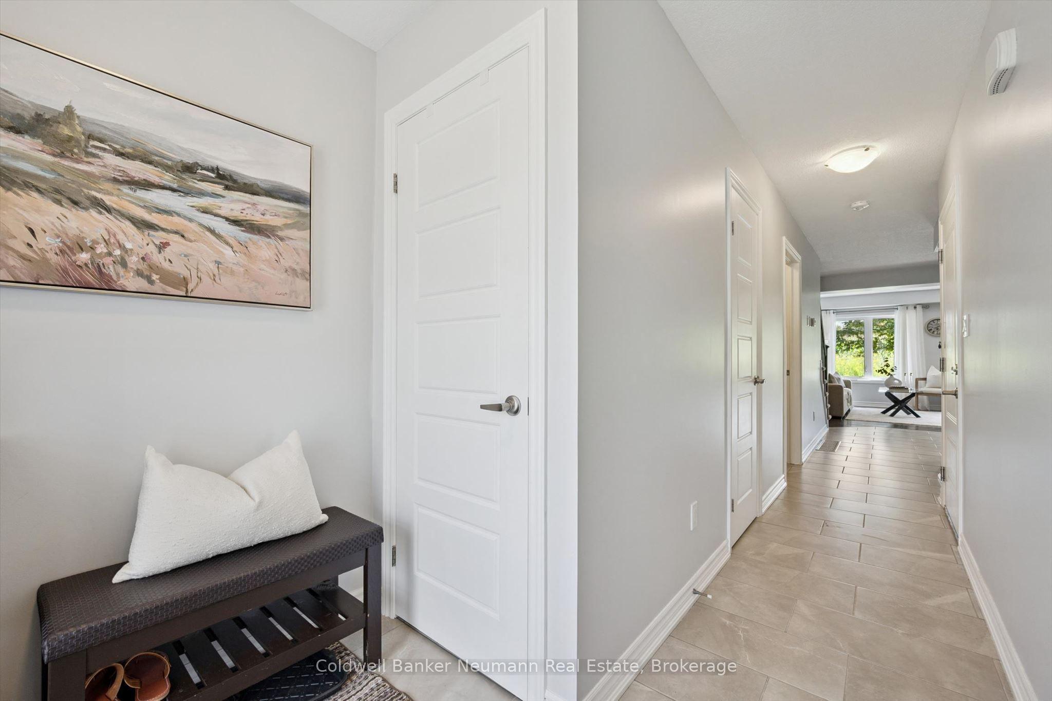 91 Poppy Drive E 3, Guelph, ON N1L 0M6