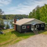 562 and 568 E East Waseosa Lake Road, Huntsville, ON P1H 2J4