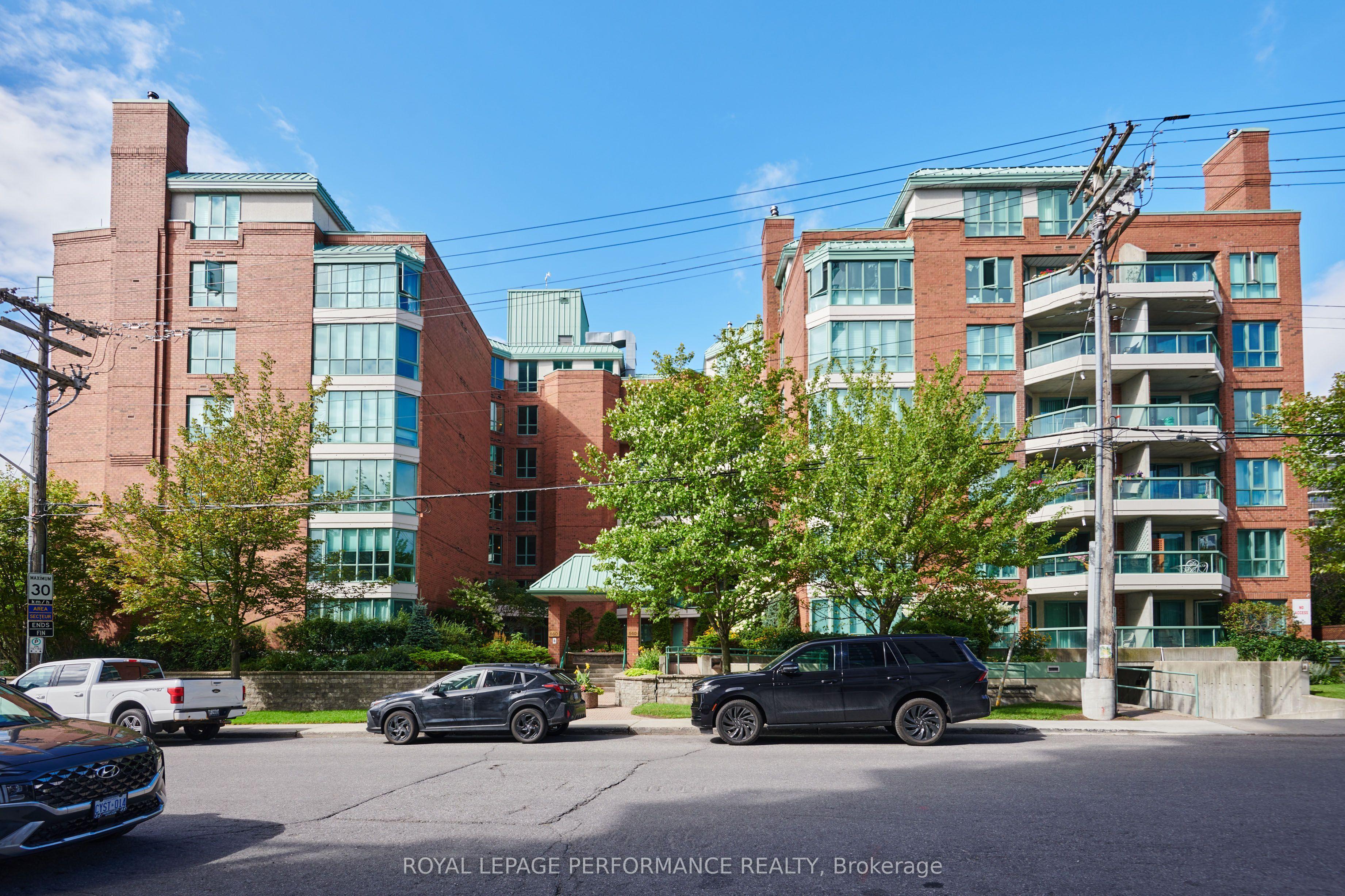 540 Cambridge Street South Street S 408, Dows Lake - Civic Hospital and Area, ON K1S 5N3
