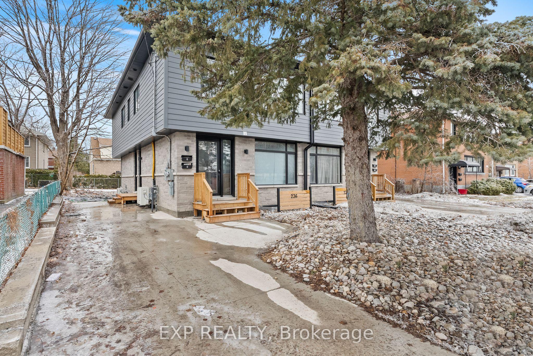 236 Woodroffe Avenue, Woodroffe, ON K2A 3V4