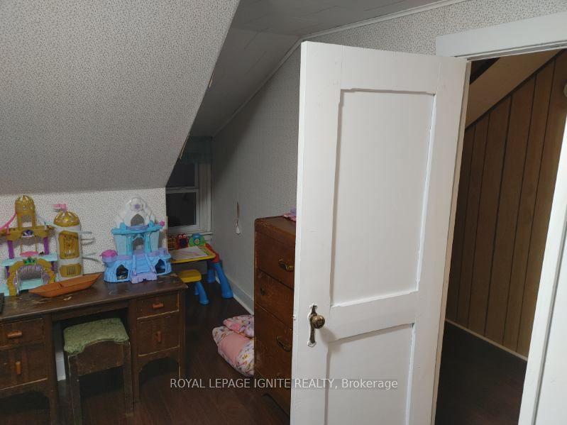 87 Ninth Street W, Cornwall, ON K6J 3A4