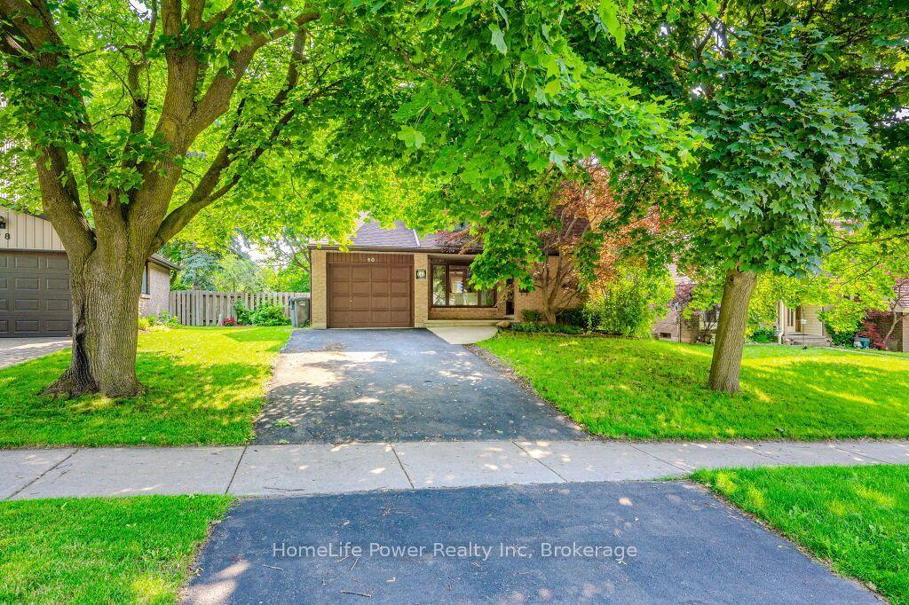 40 Ferman Drive, Guelph, ON N1H 7E1