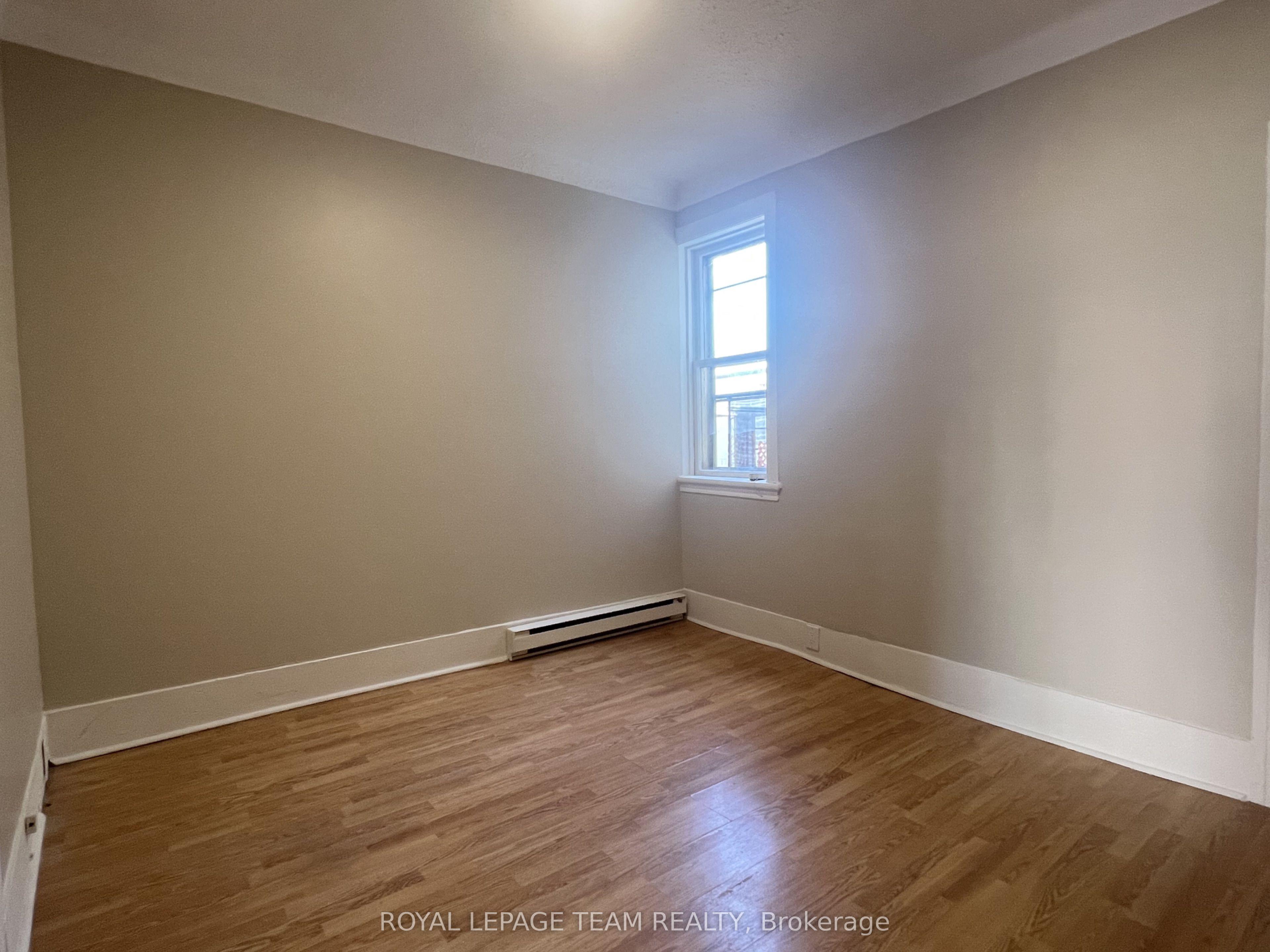 10 OXFORD Street 1, West Centre Town, ON K1Y 2R7