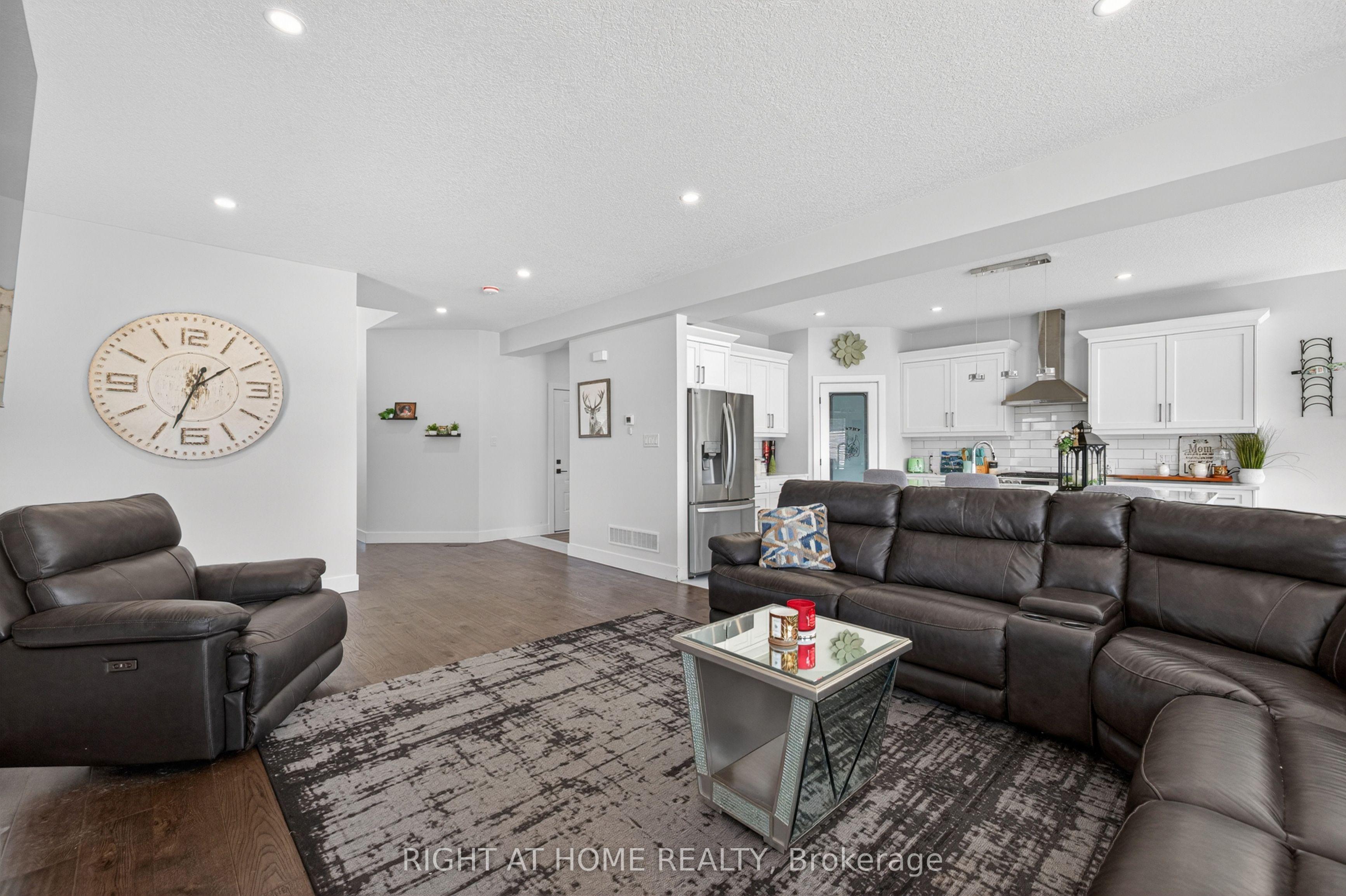 216 Greene Street, South Huron, ON N0M 1S3