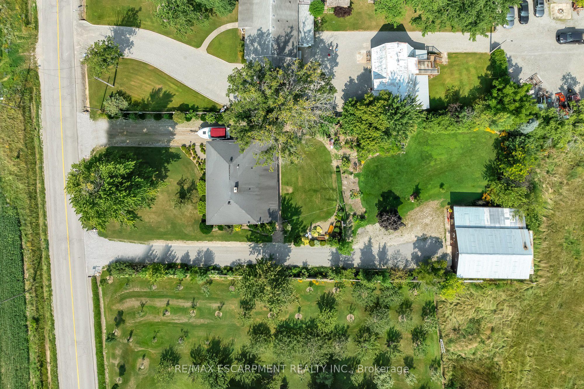 609 Green Mountain Road E, Hamilton, ON L8J 2Z7