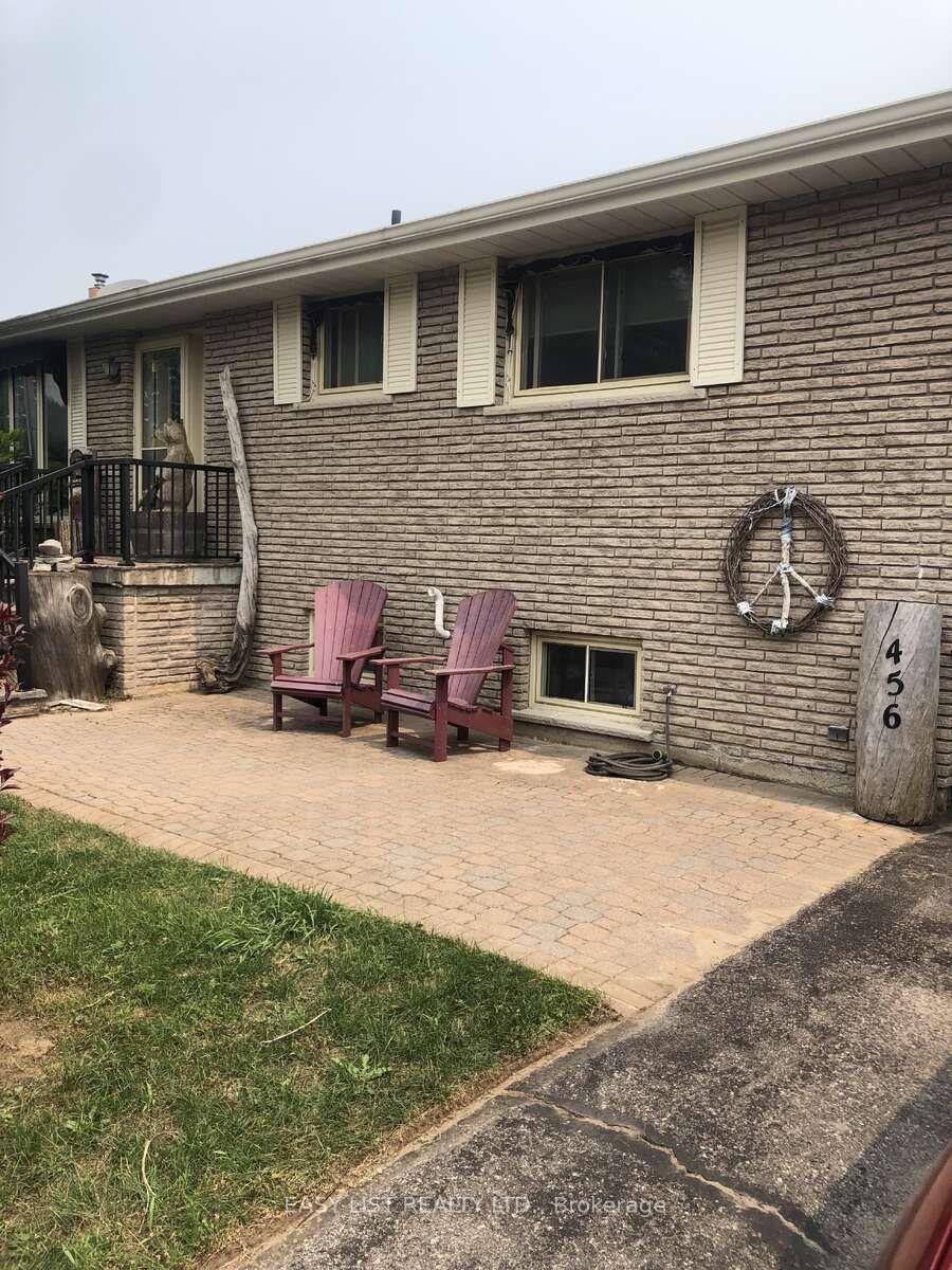 456 Old Surrey Lane, Kawartha Lakes, ON K0M 1A0