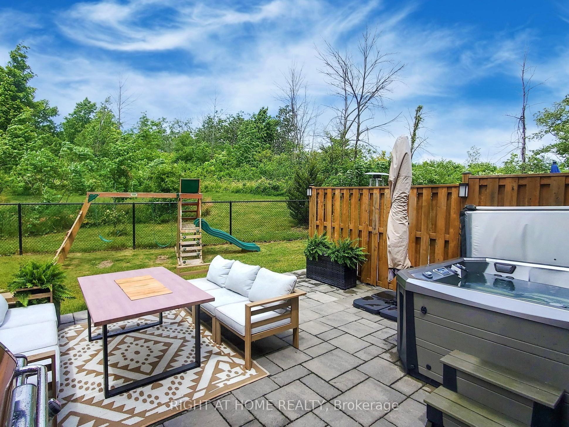 35 Midhurst Heights 30, Hamilton, ON L8J 0K9