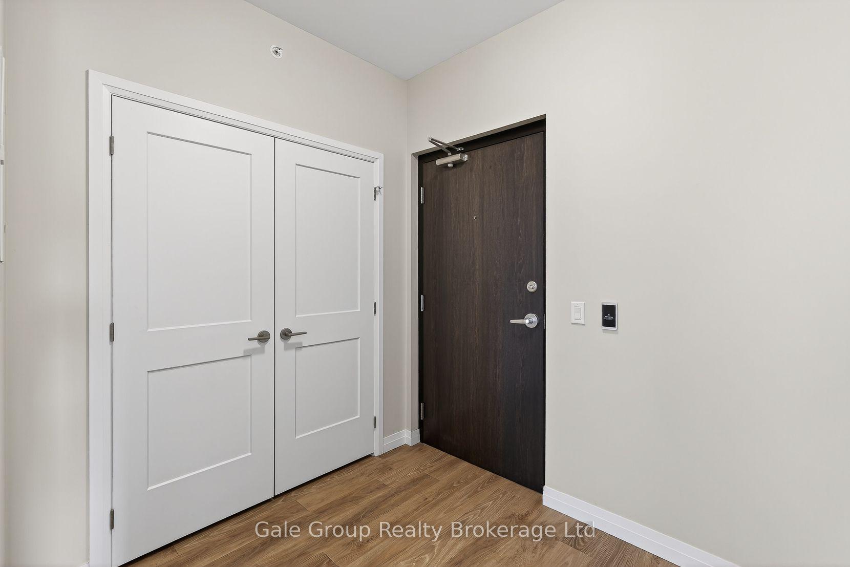 785 Southwood Way 301, Woodstock, ON N4V 1G5