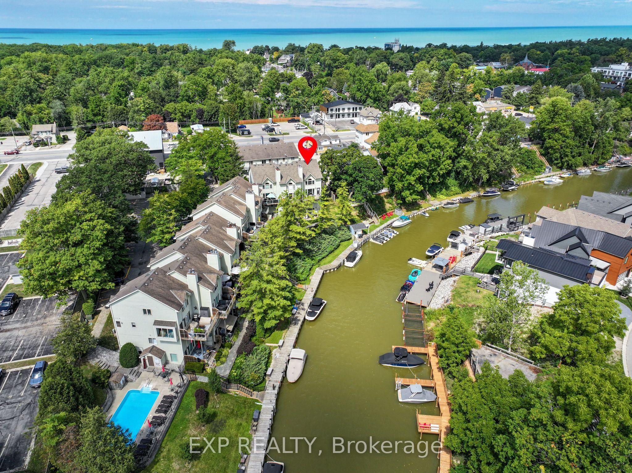 40 Ontario Street S 4, Lambton Shores, ON N0M 1T0
