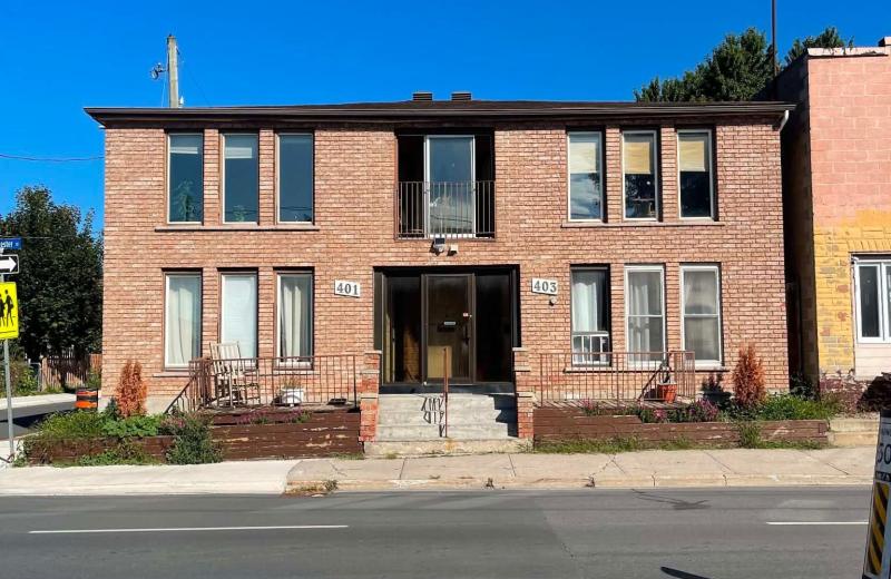 401-403 Water Street E, Cornwall, ON K6H 1A6