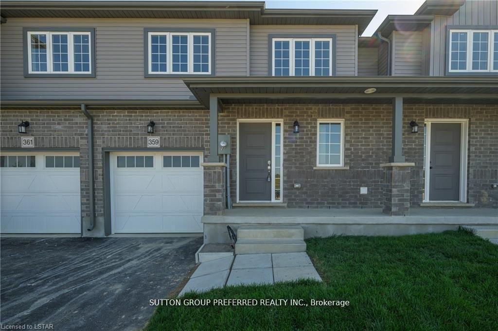359 KENNINGTON Way, London South, ON N6L 0H4
