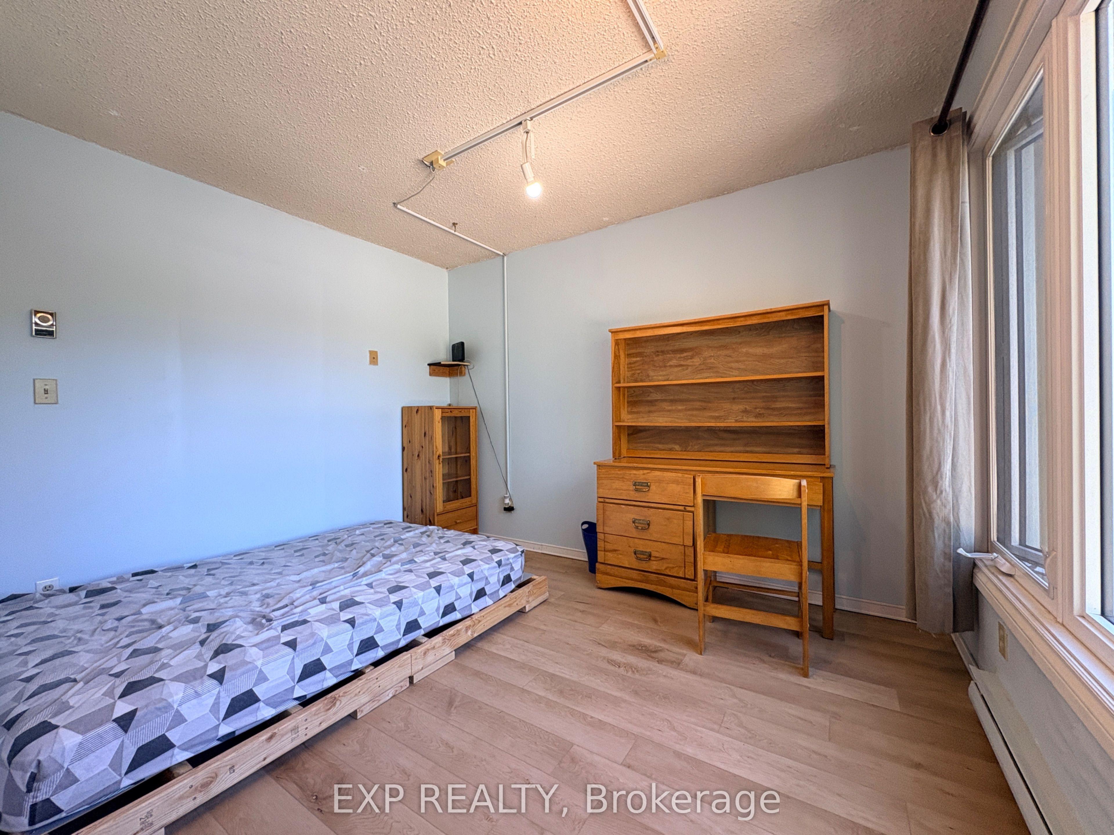 341 Geneva Street 1, St. Catharines, ON L2N 2G3
