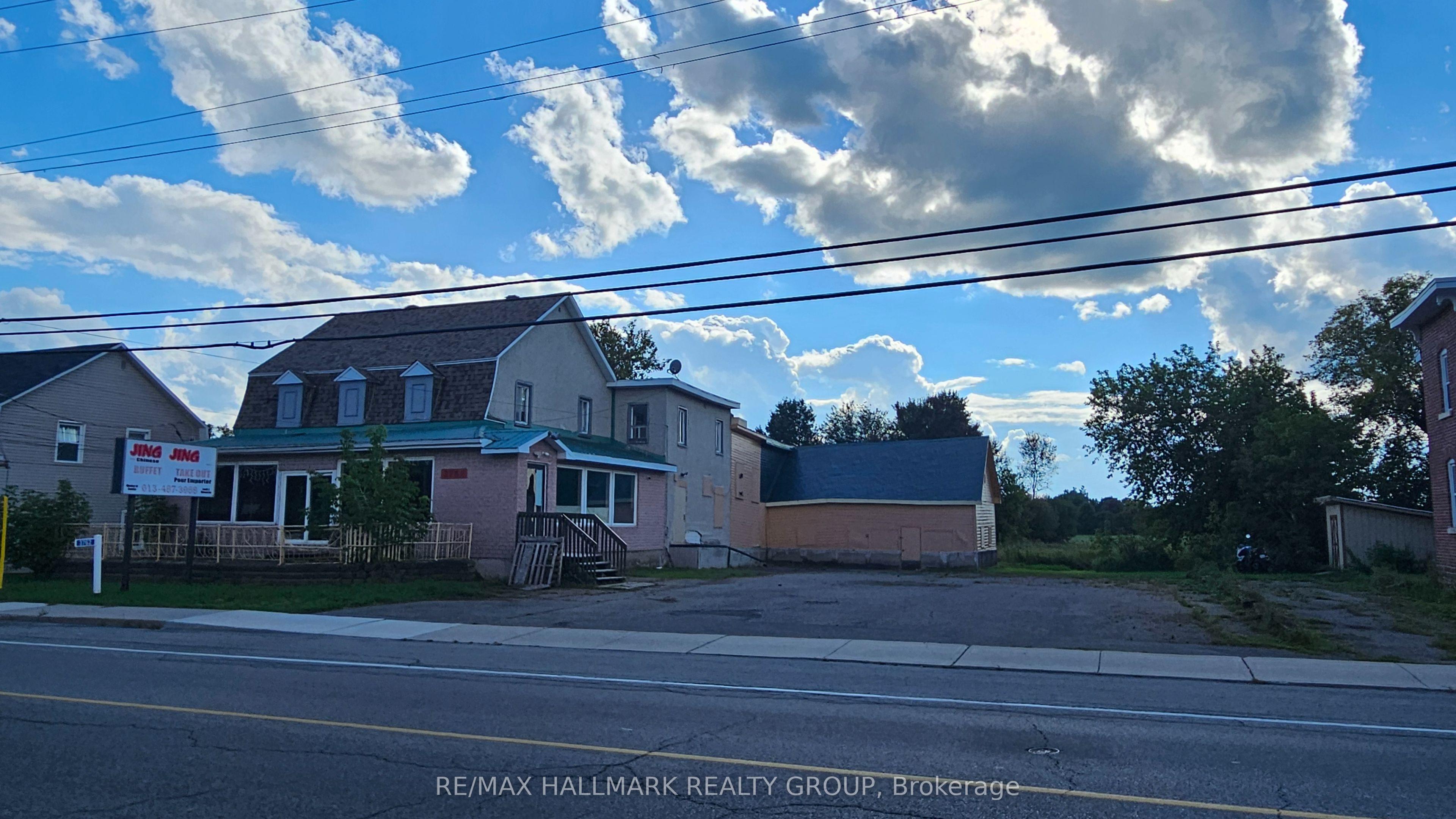 3762 Champlain Road, Clarence-Rockland, ON K0A 1E0