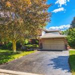 427 Melanie Crescent, Hamilton, ON L9G 4B1
